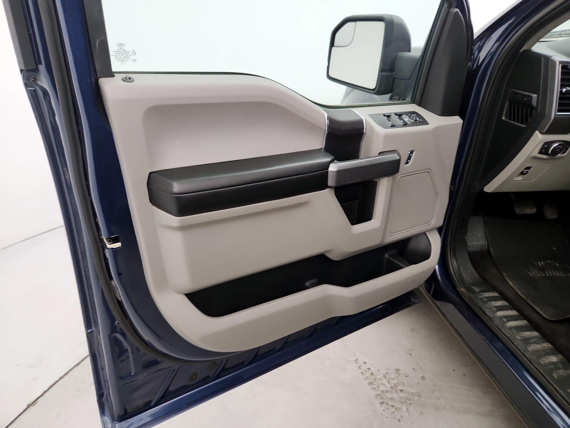 Thumbnail: 2016 Ford F-150 - 12
