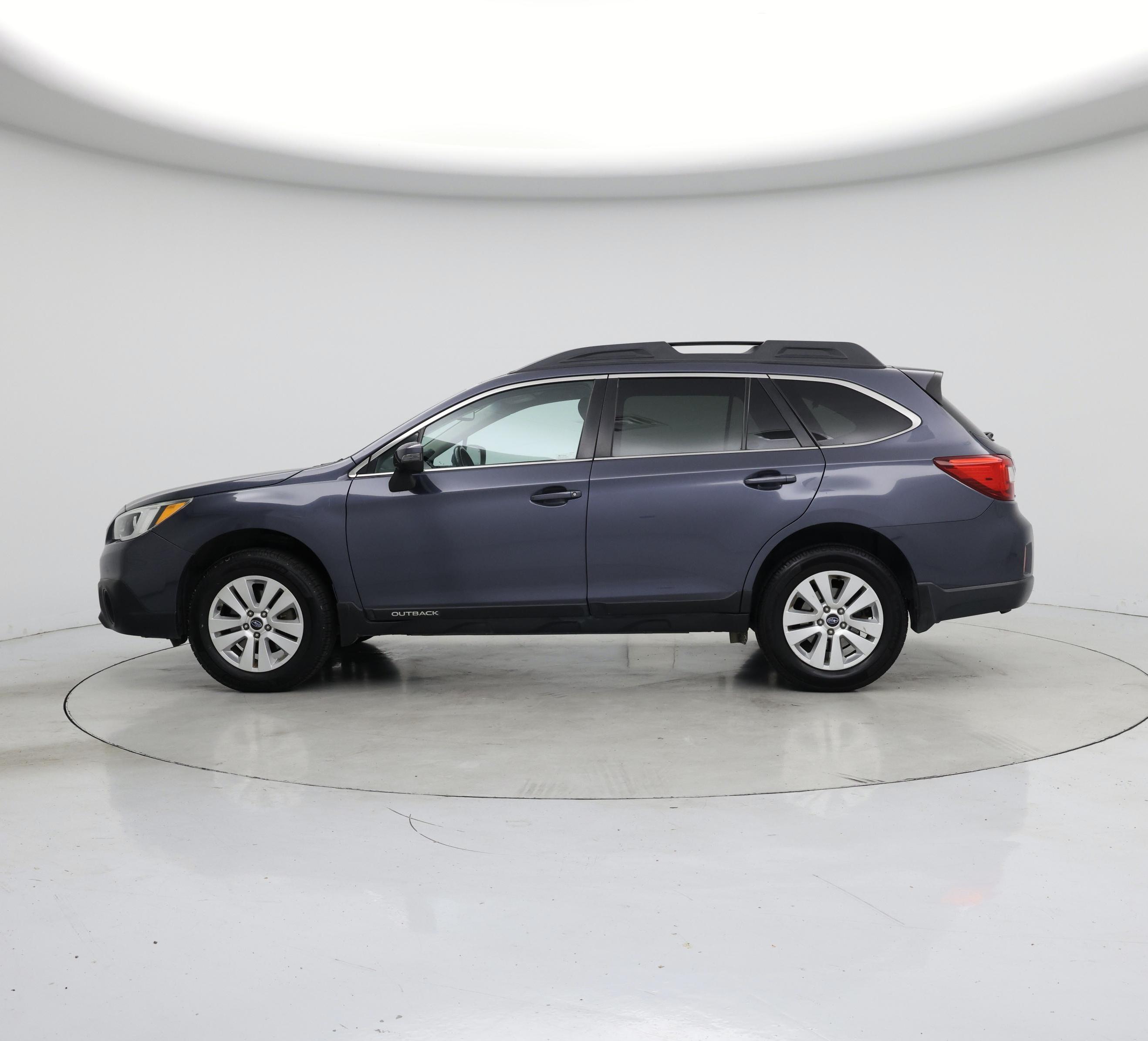 Thumbnail: 2016 Subaru Outback - 3