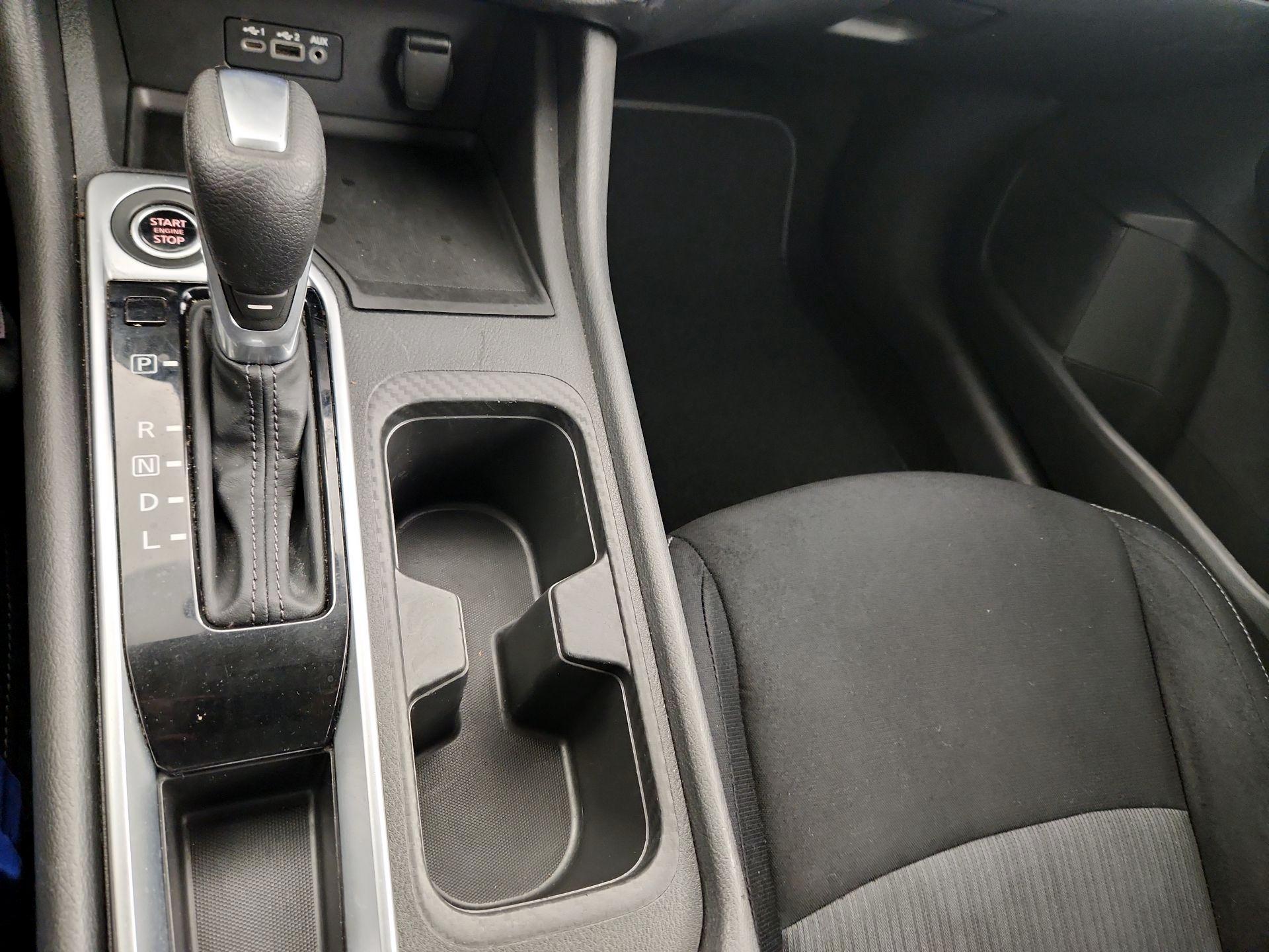 Thumbnail: 2021 Nissan Sentra - 17
