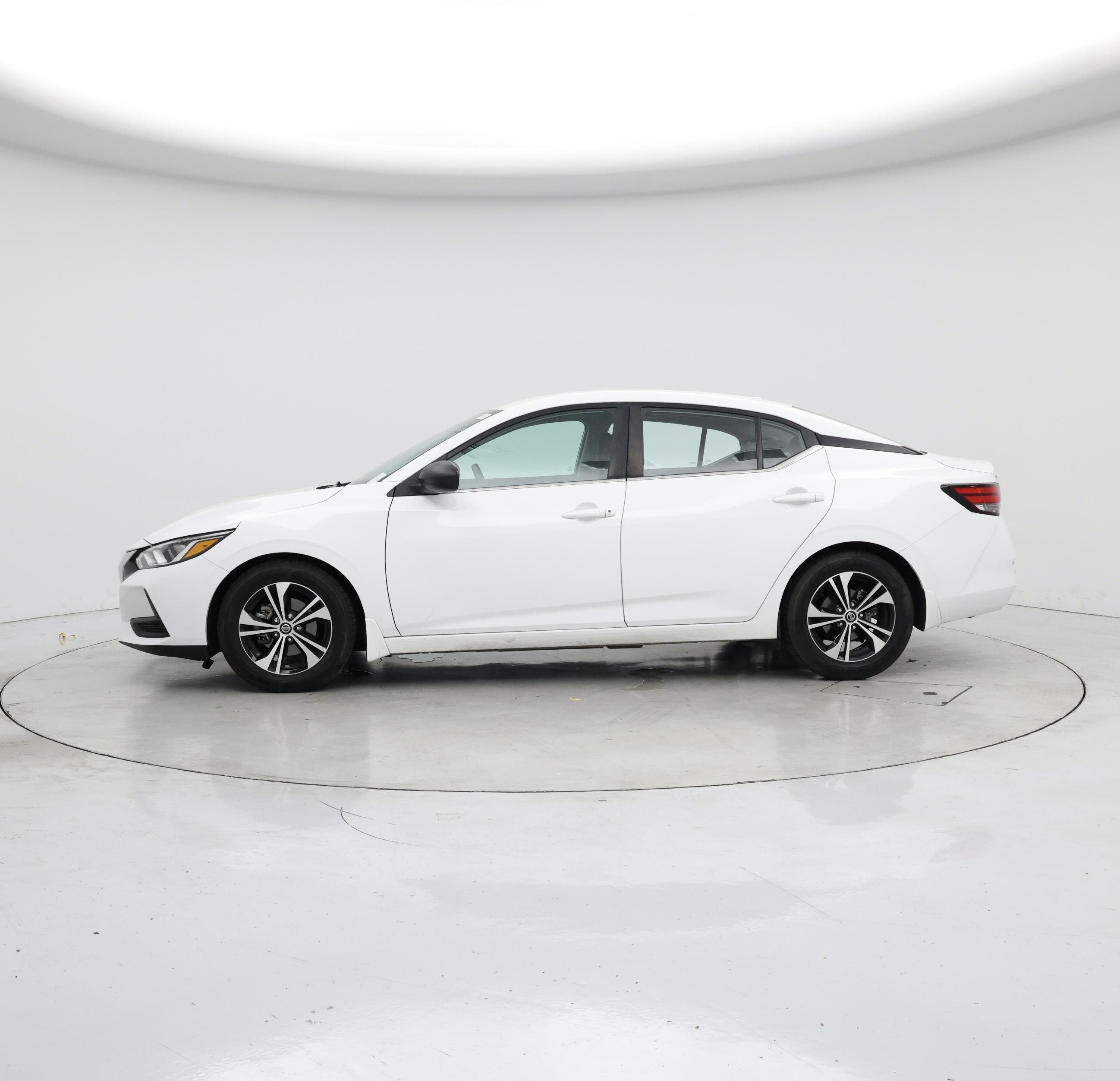 Thumbnail: 2021 Nissan Sentra - 3