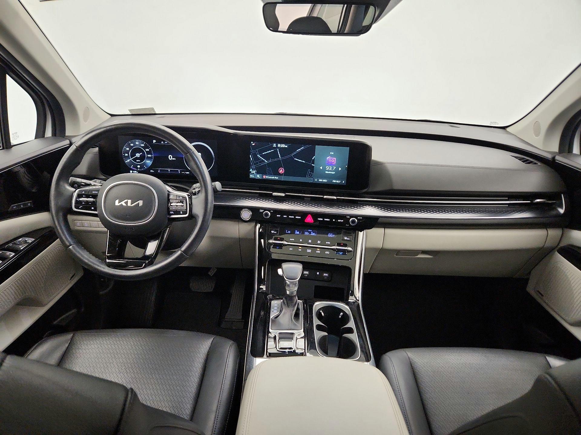 Thumbnail: 2022 Kia Carnival - 9