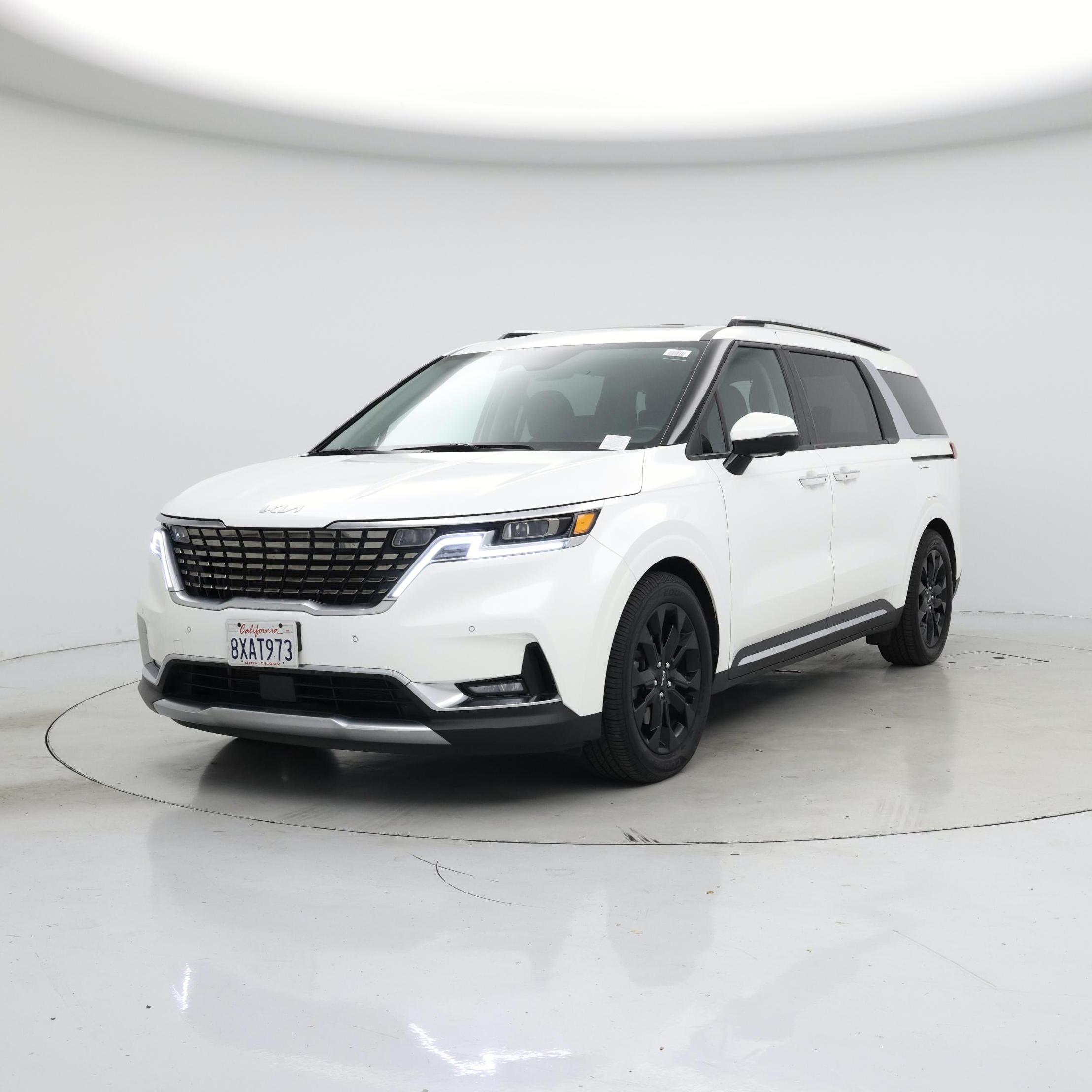 Thumbnail: 2022 Kia Carnival - 4