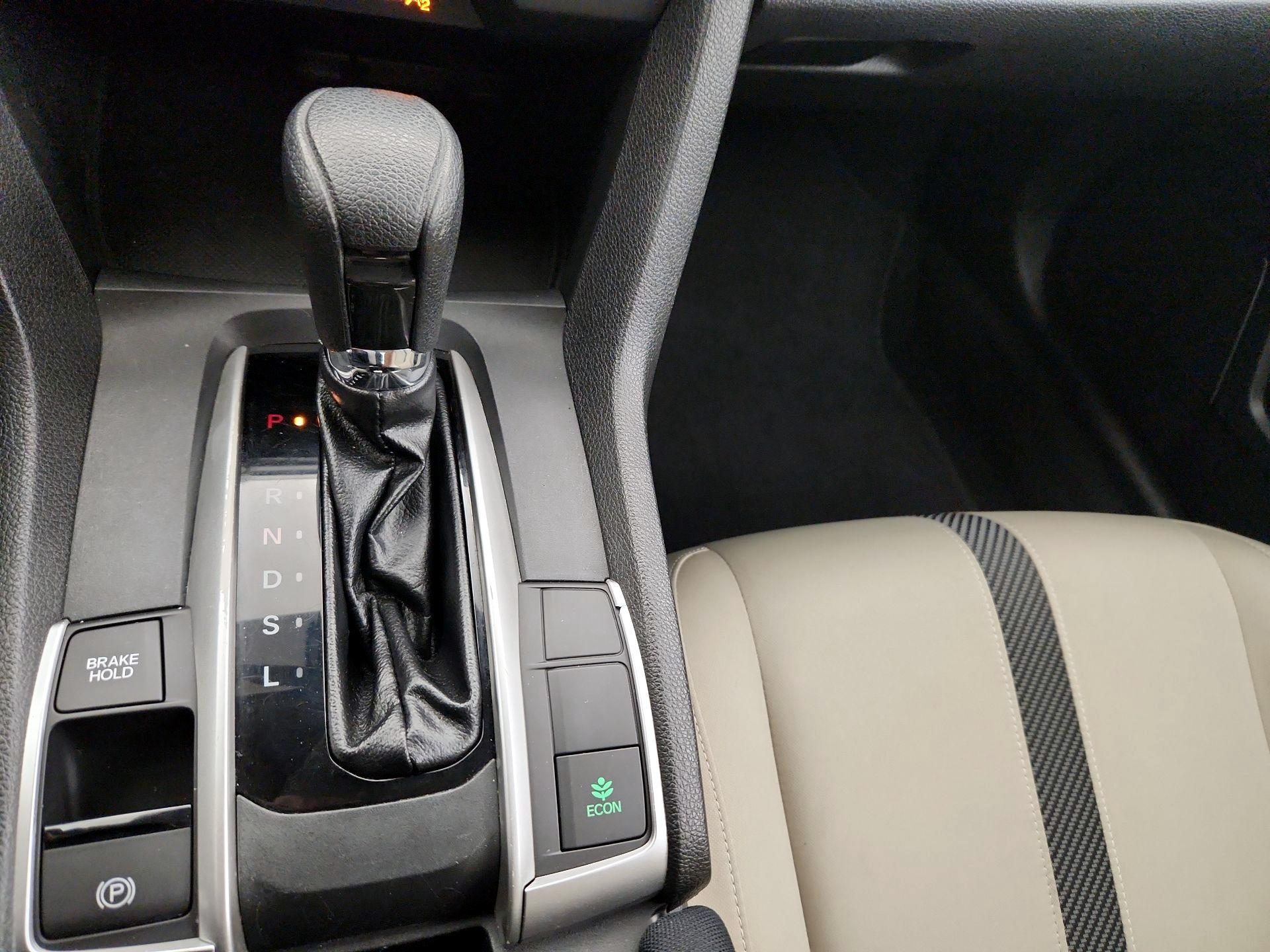 Thumbnail: 2016 Honda Civic - 17