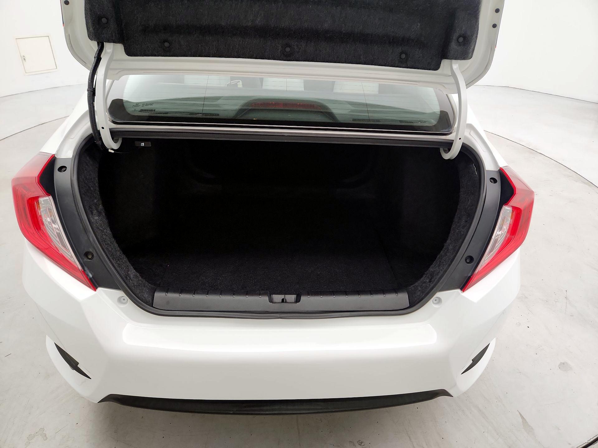 Thumbnail: 2016 Honda Civic - 19