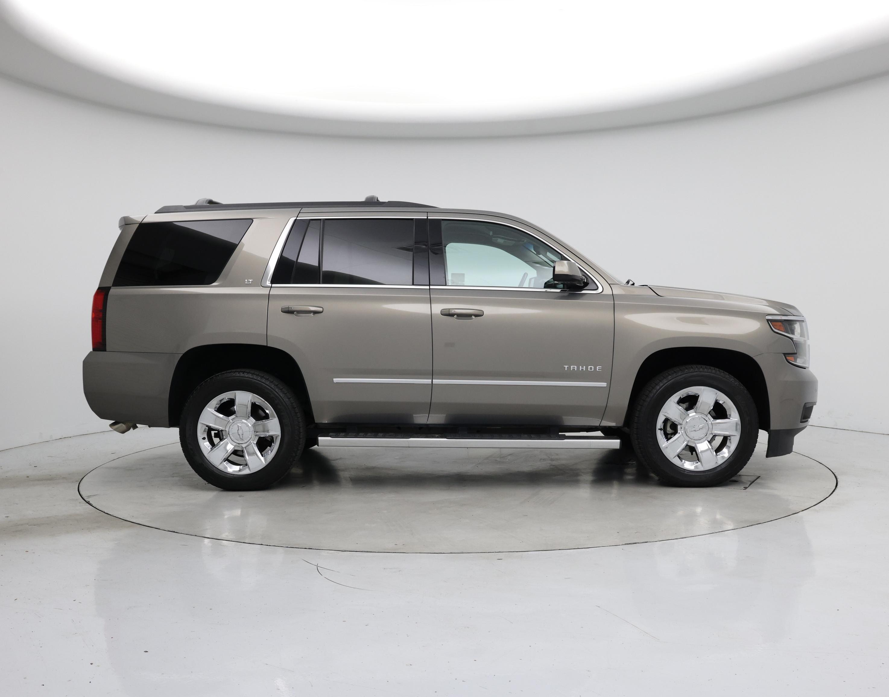 Thumbnail: 2018 Chevrolet Tahoe - 7
