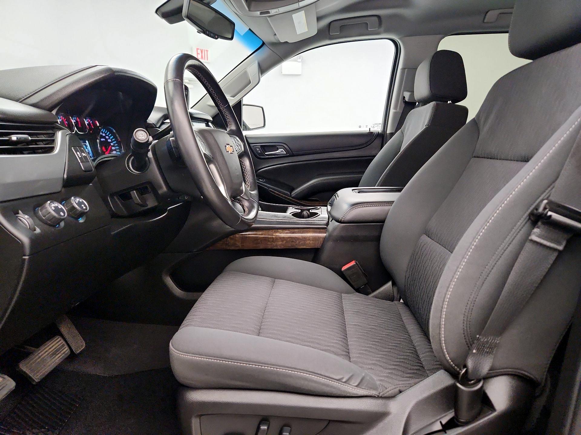 Thumbnail: 2019 Chevrolet Suburban - 11
