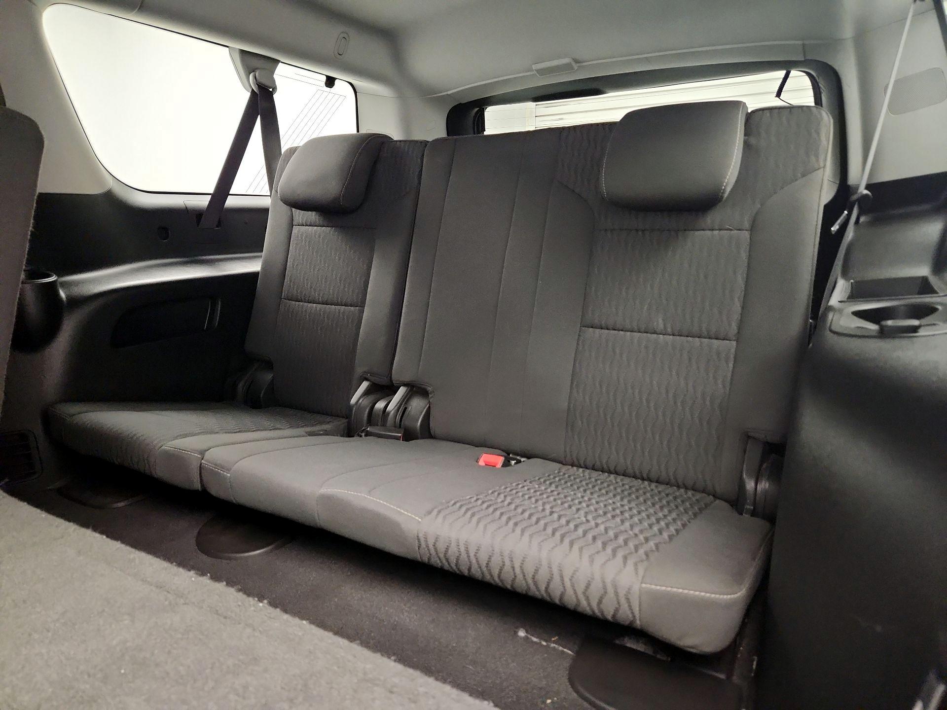 Thumbnail: 2019 Chevrolet Suburban - 20