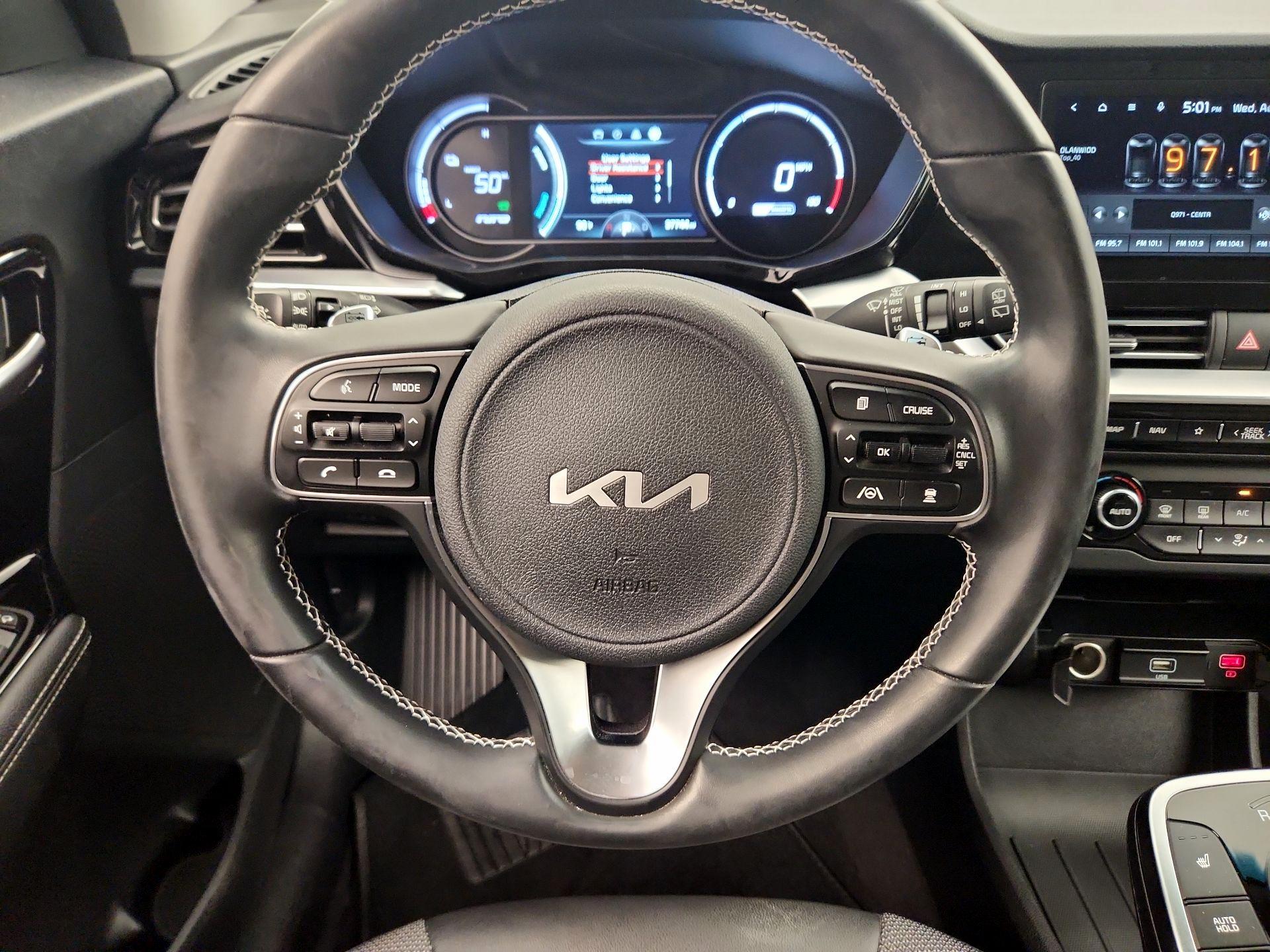 Thumbnail: 2022 Kia Niro - 10