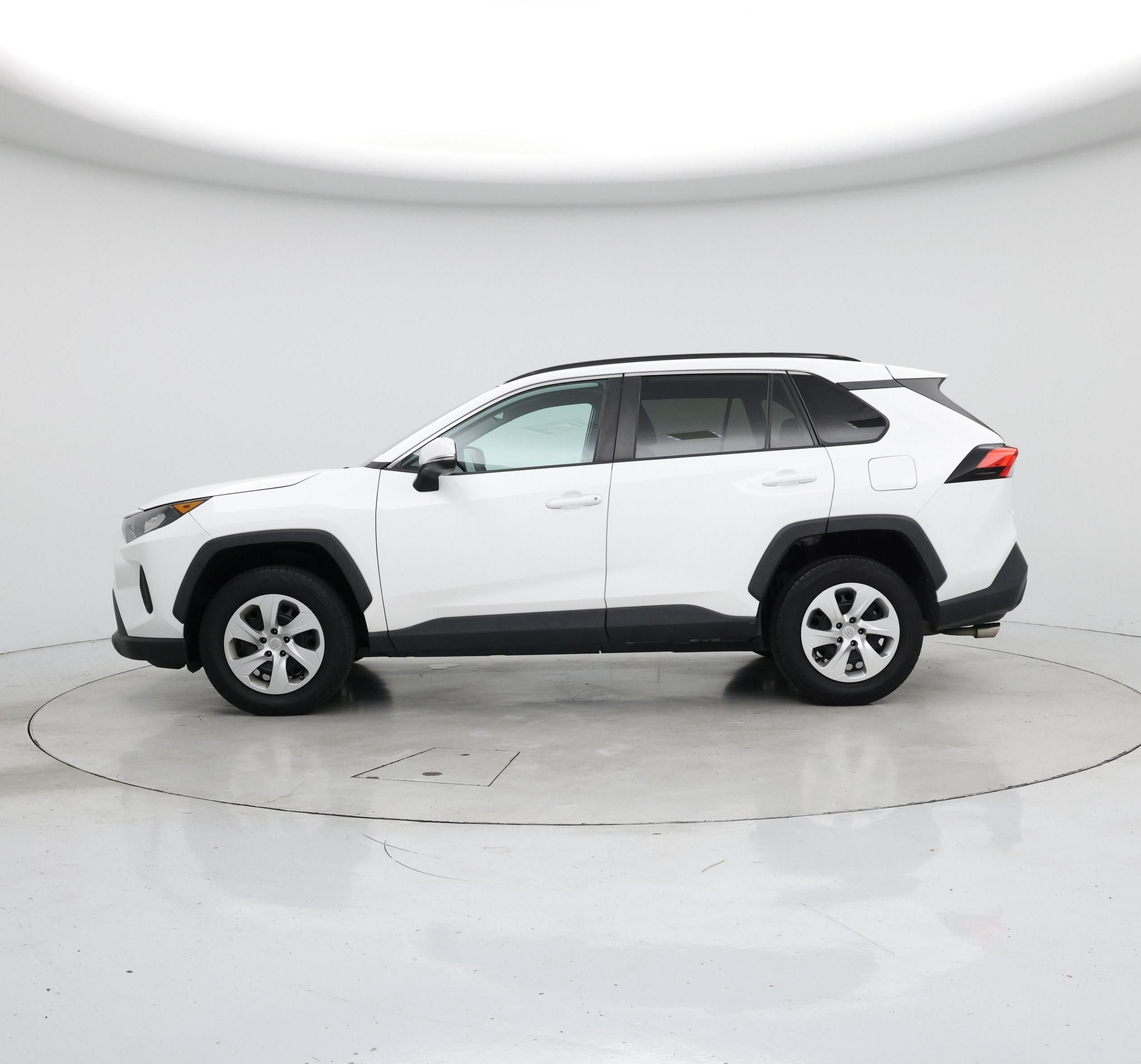 Thumbnail: 2020 Toyota RAV4 - 3