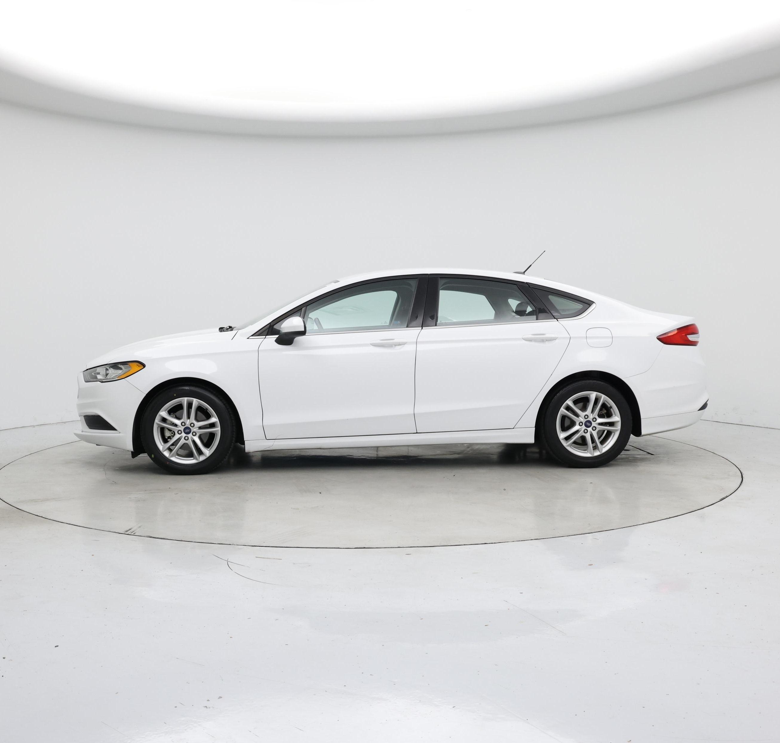 Thumbnail: 2018 Ford Fusion - 3