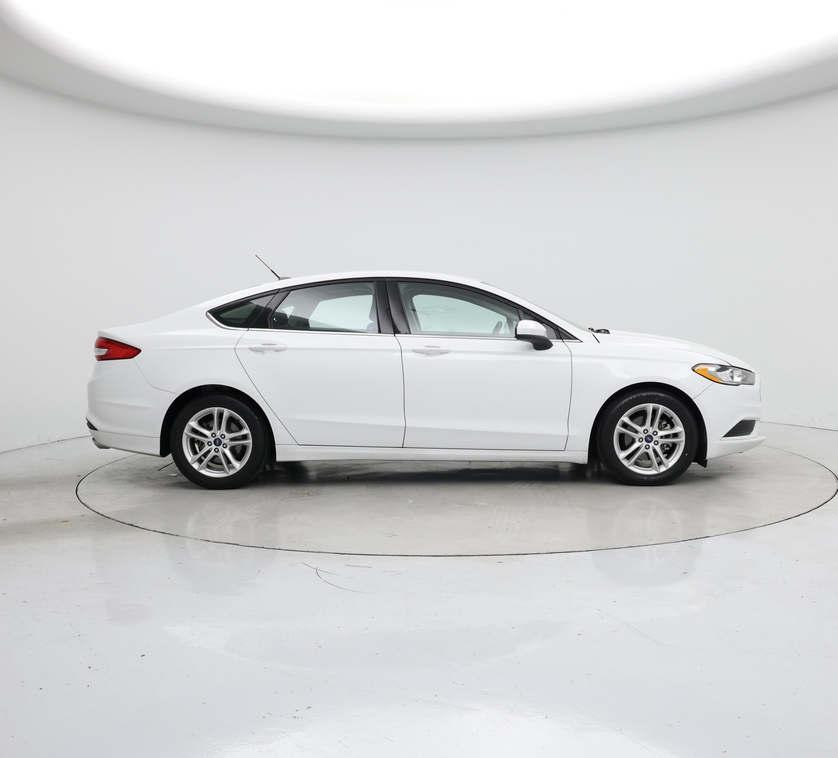 Thumbnail: 2018 Ford Fusion - 7