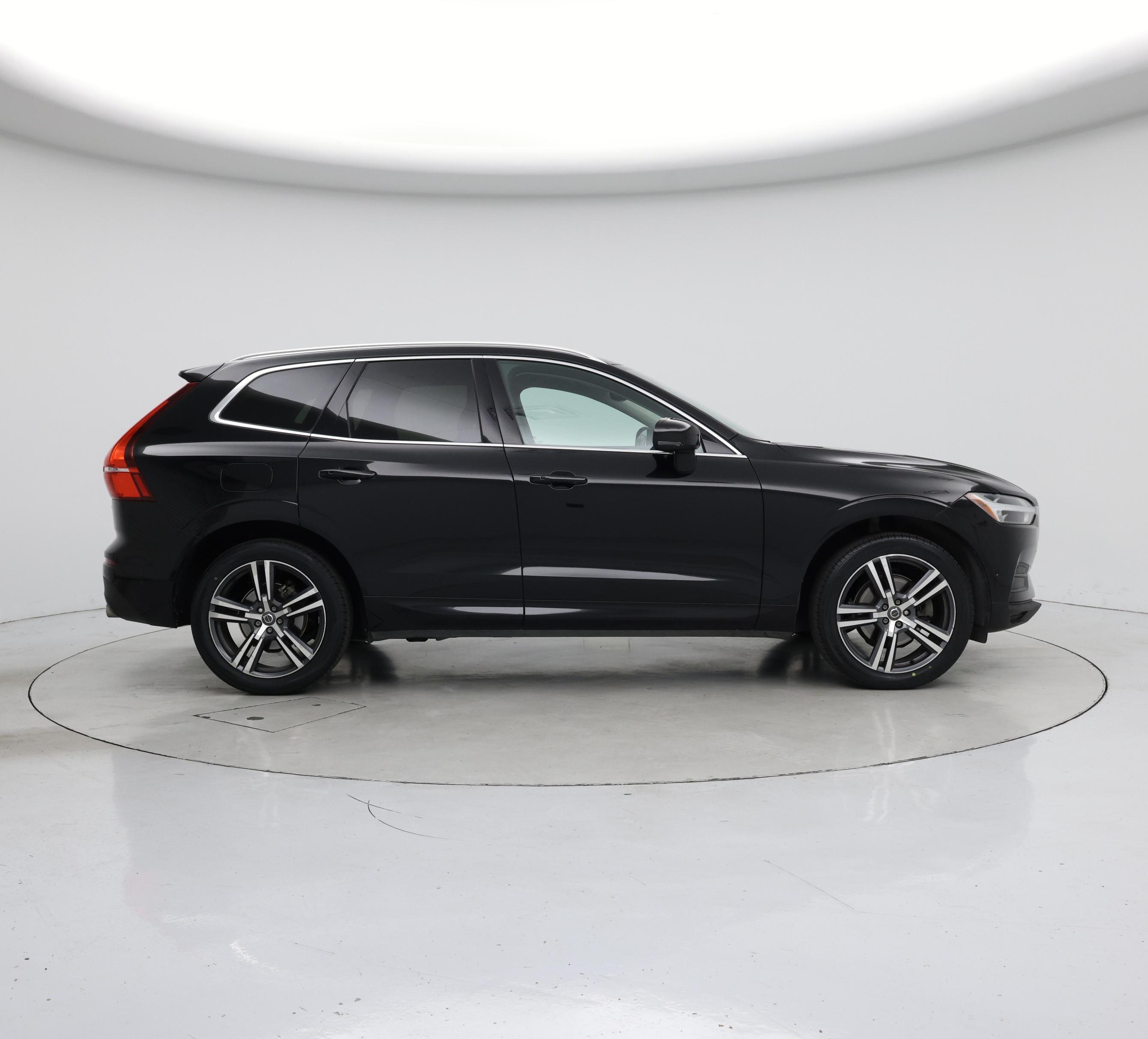 Thumbnail: 2019 Volvo XC60 - 7