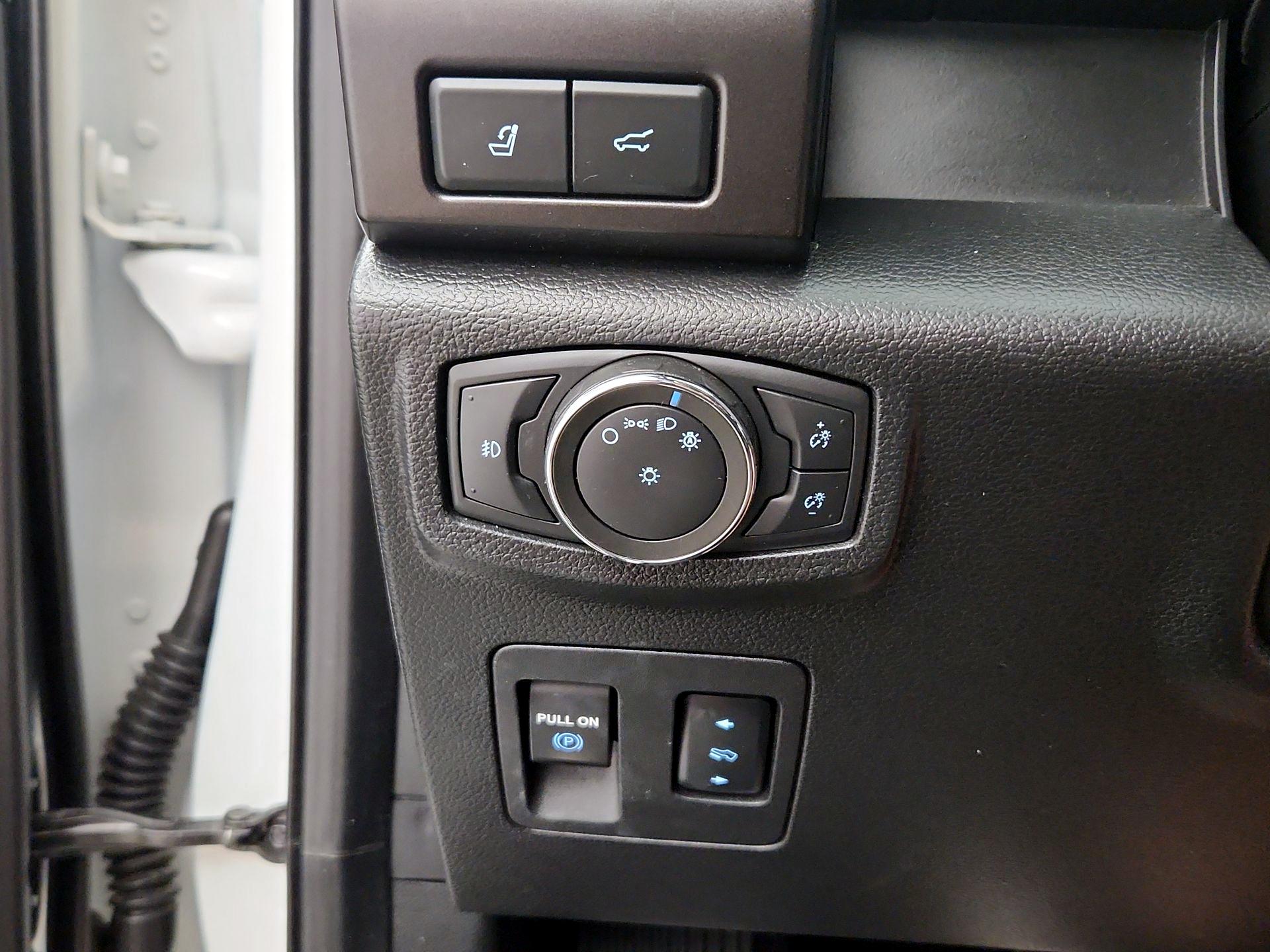 Thumbnail: 2021 Ford Expedition - 13