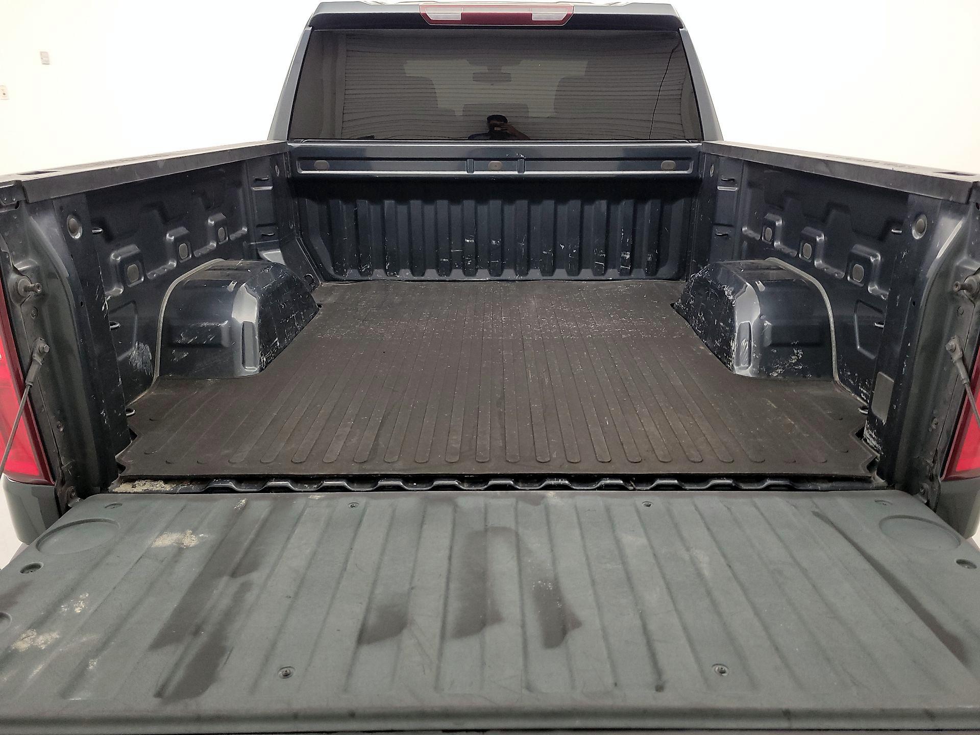 Thumbnail: 2019 Chevrolet Silverado 1500 - 20