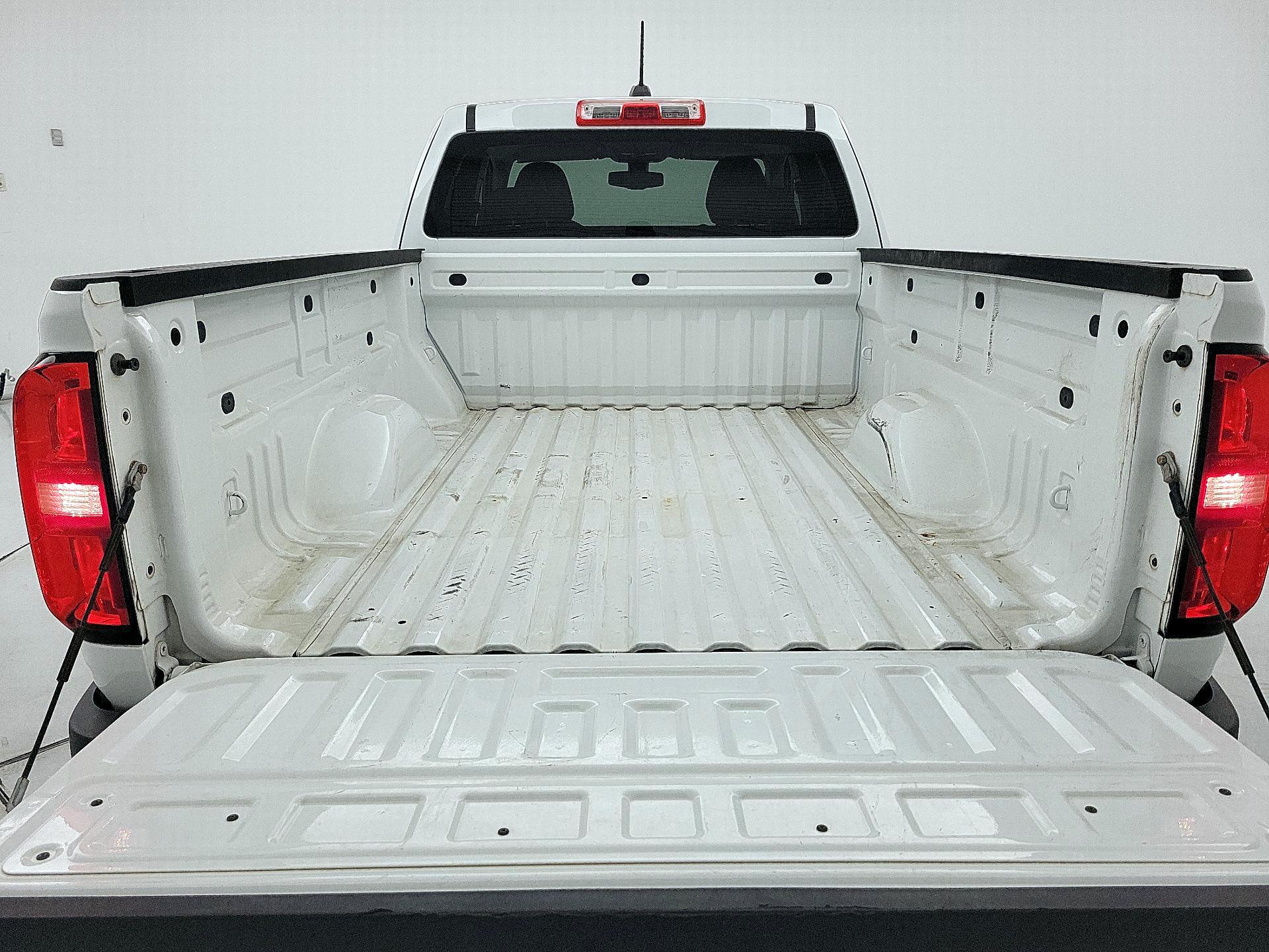 Thumbnail: 2017 Chevrolet Colorado - 20