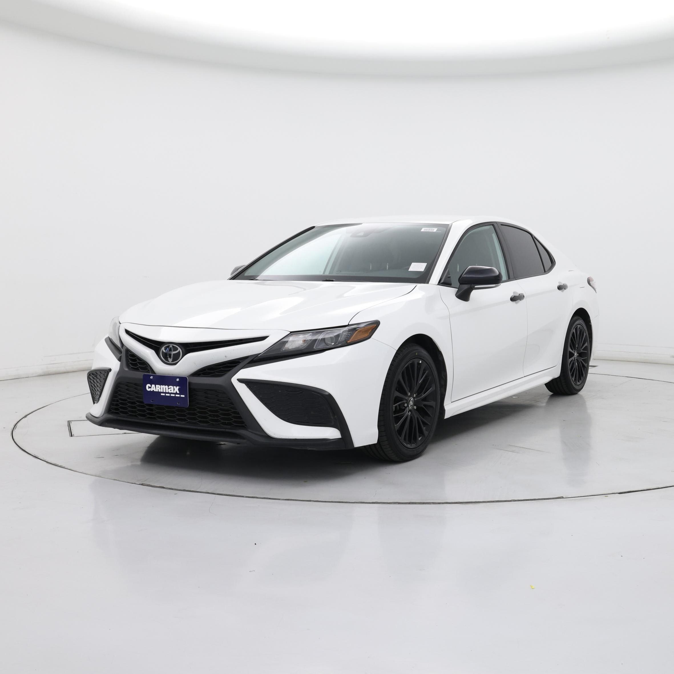 Thumbnail: 2022 Toyota Camry - 4