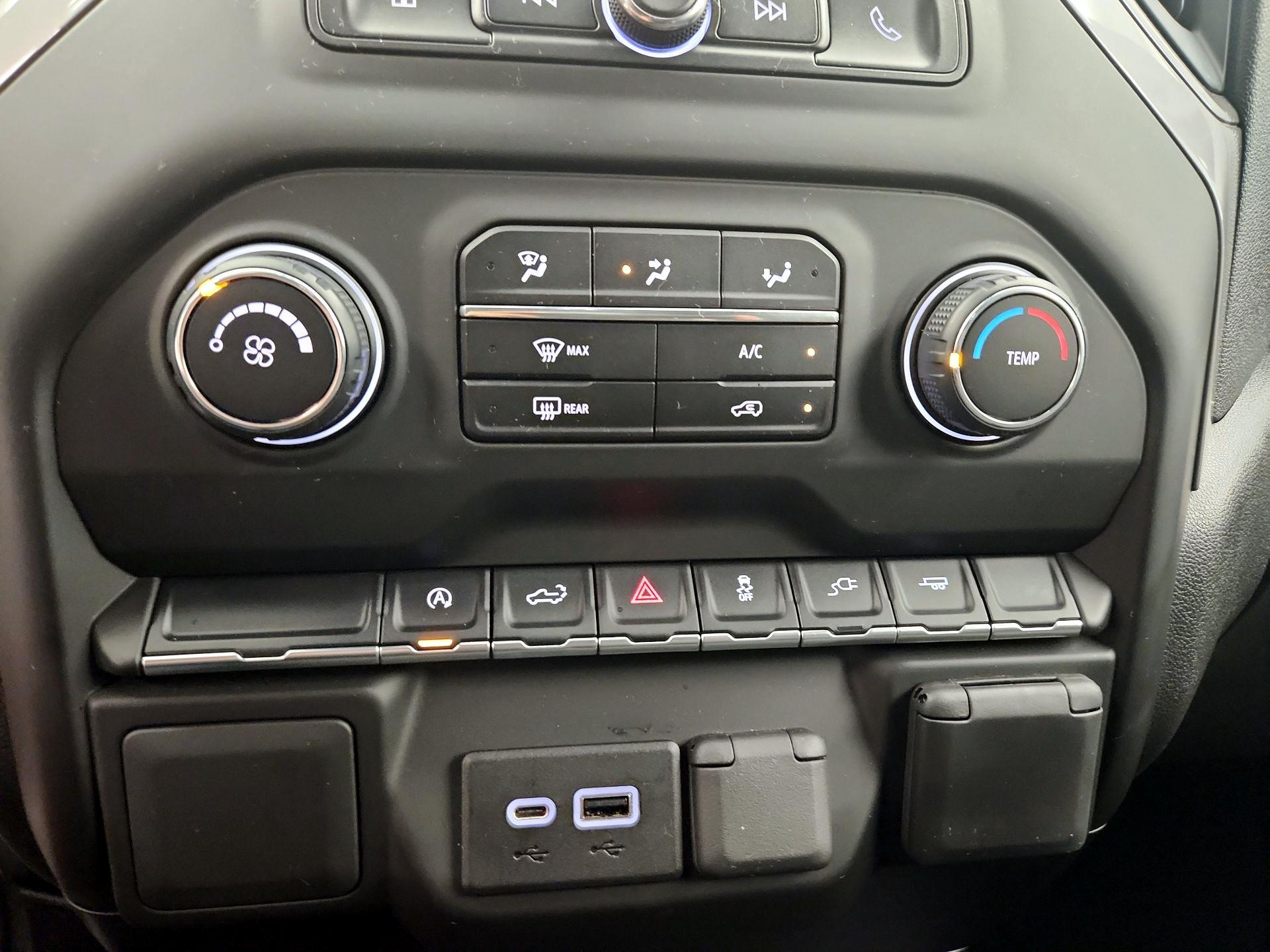 Thumbnail: 2021 Chevrolet Silverado 1500 - 16
