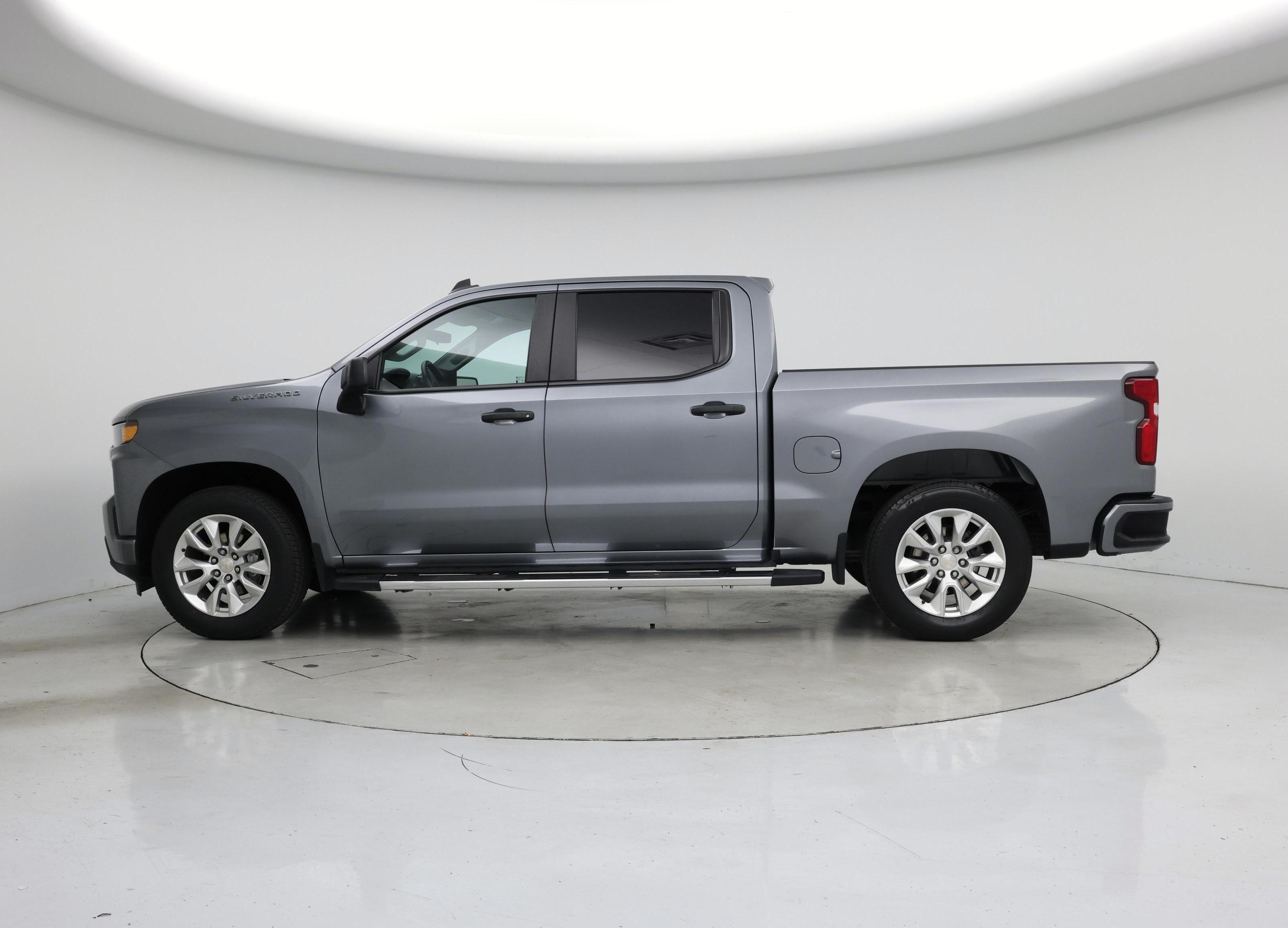 Thumbnail: 2021 Chevrolet Silverado 1500 - 3