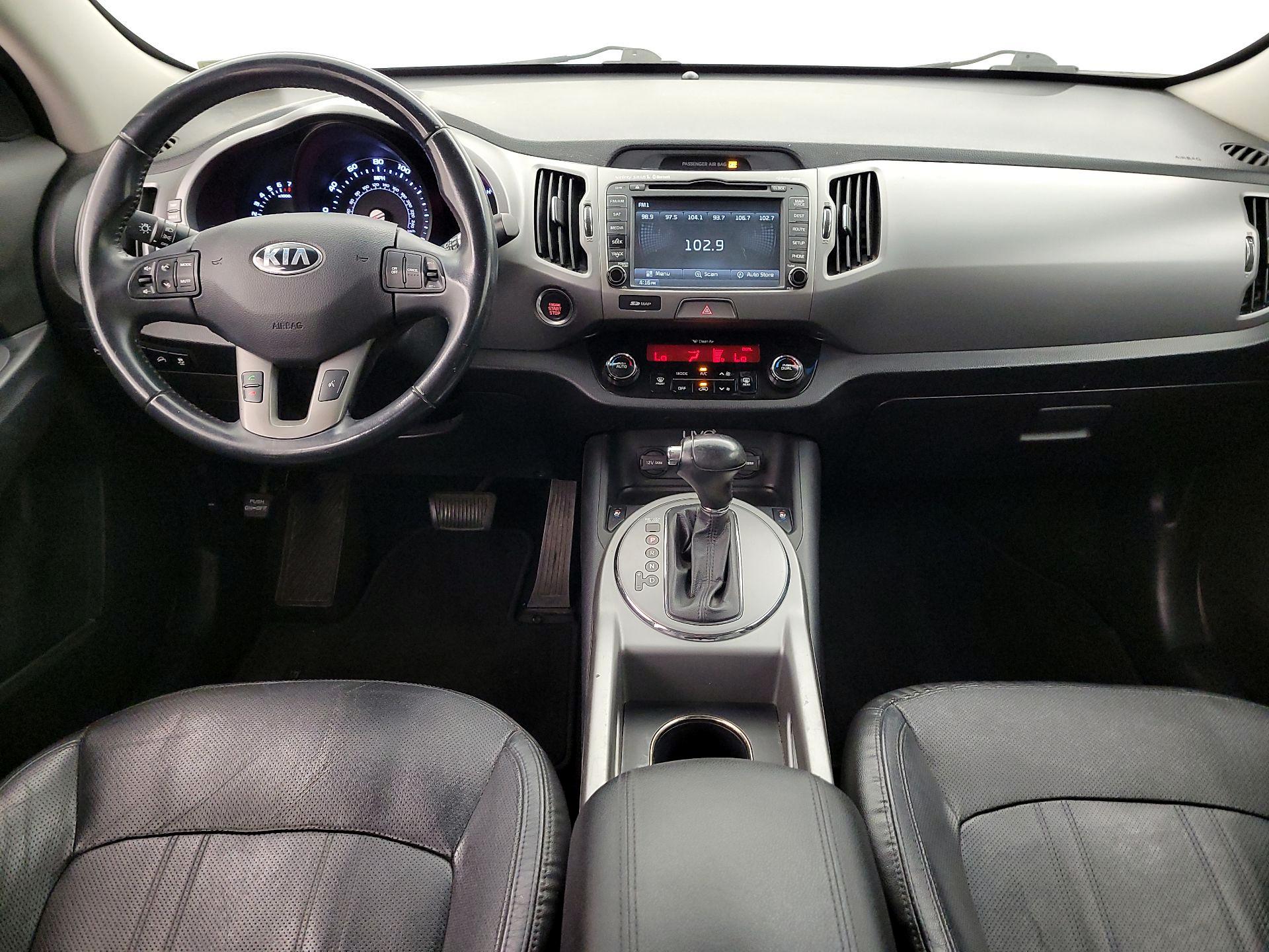 Thumbnail: 2015 Kia Sportage - 9