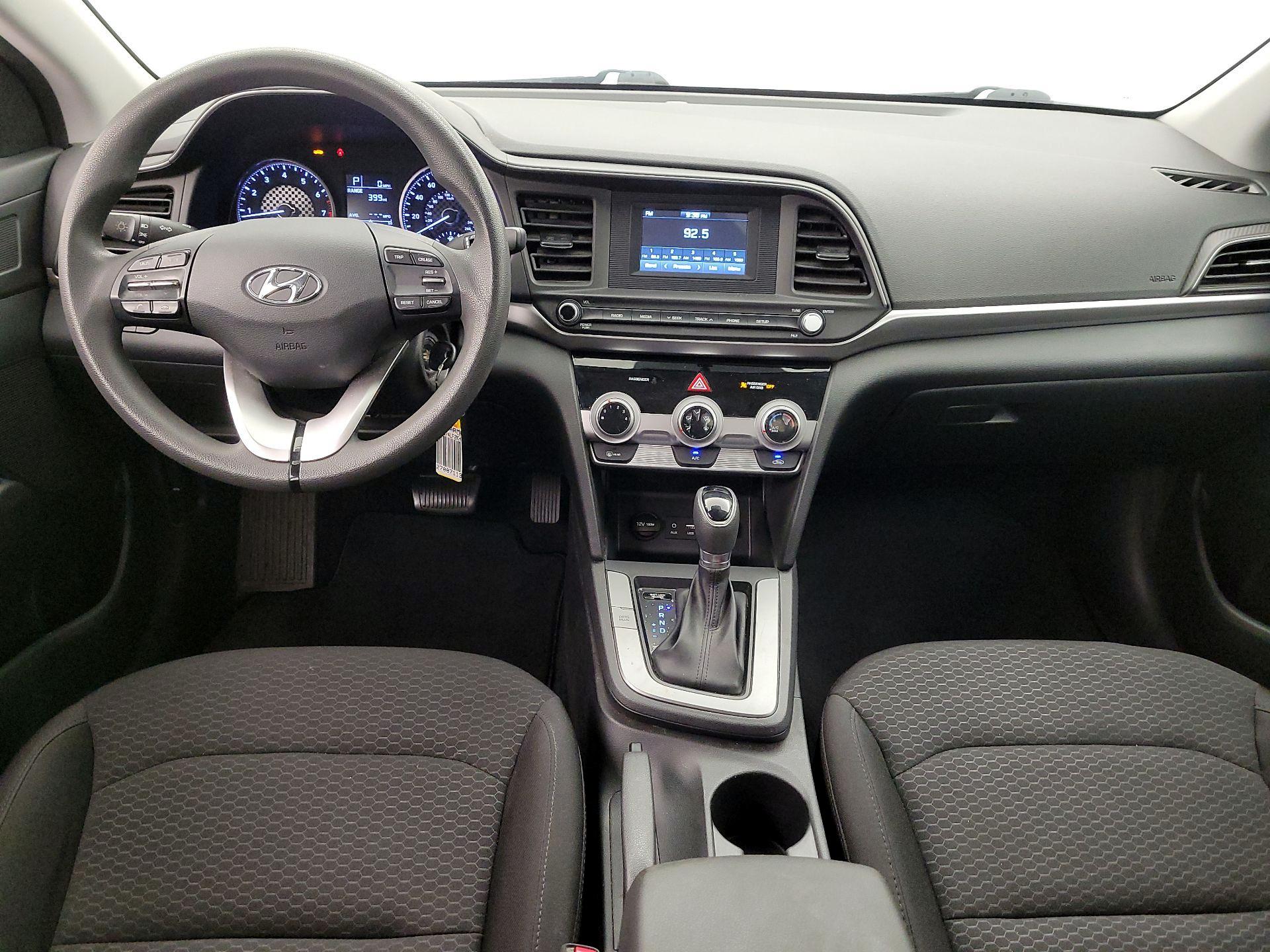 Thumbnail: 2019 Hyundai Elantra - 9