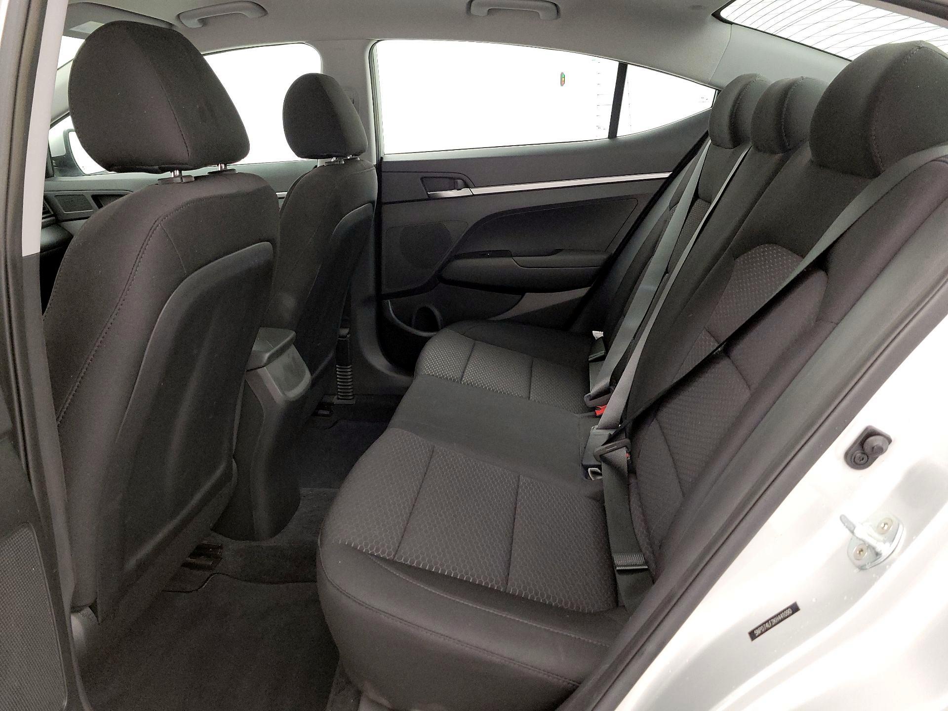 Thumbnail: 2019 Hyundai Elantra - 18