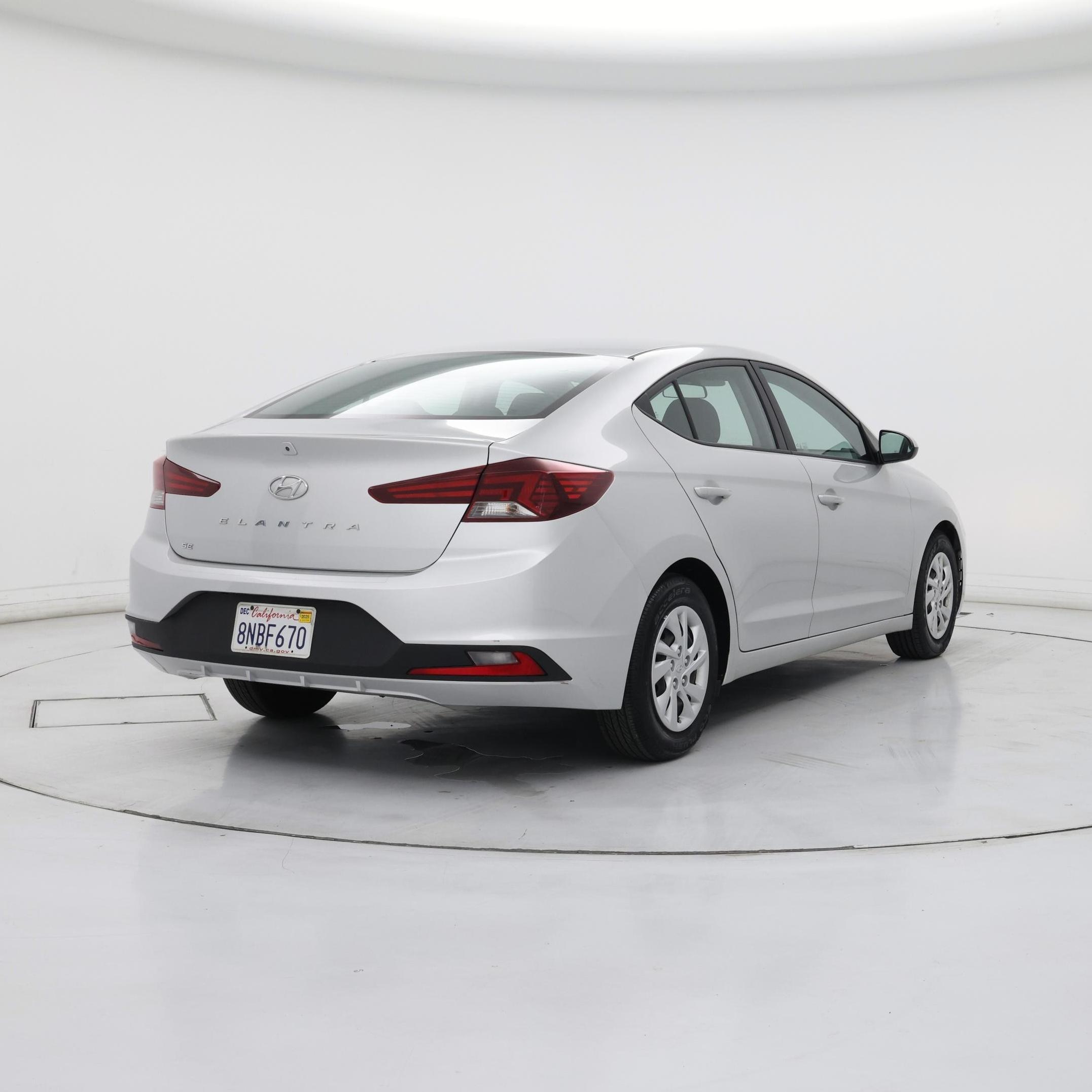 Thumbnail: 2019 Hyundai Elantra - 8