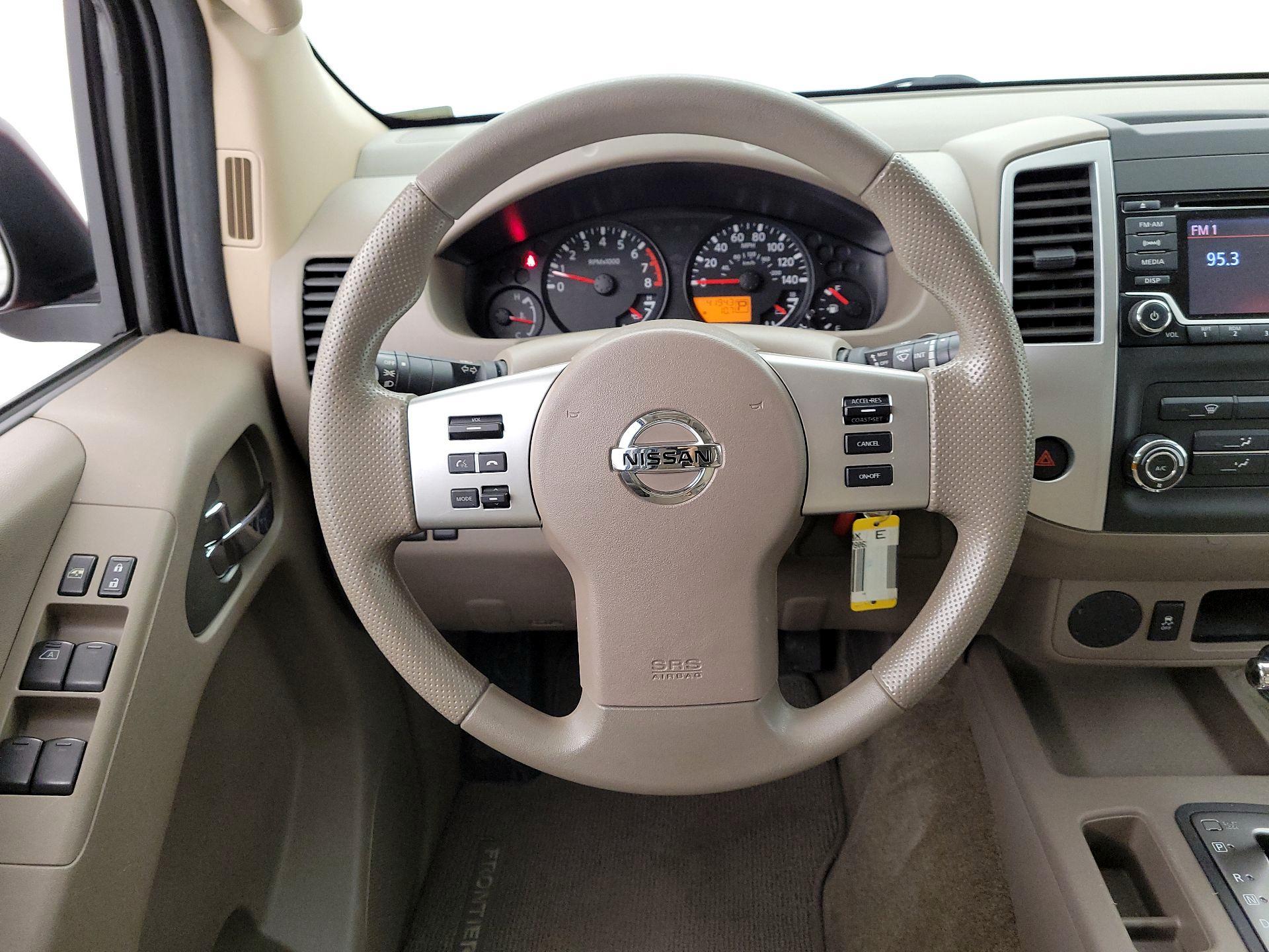 Thumbnail: 2016 Nissan Frontier - 10