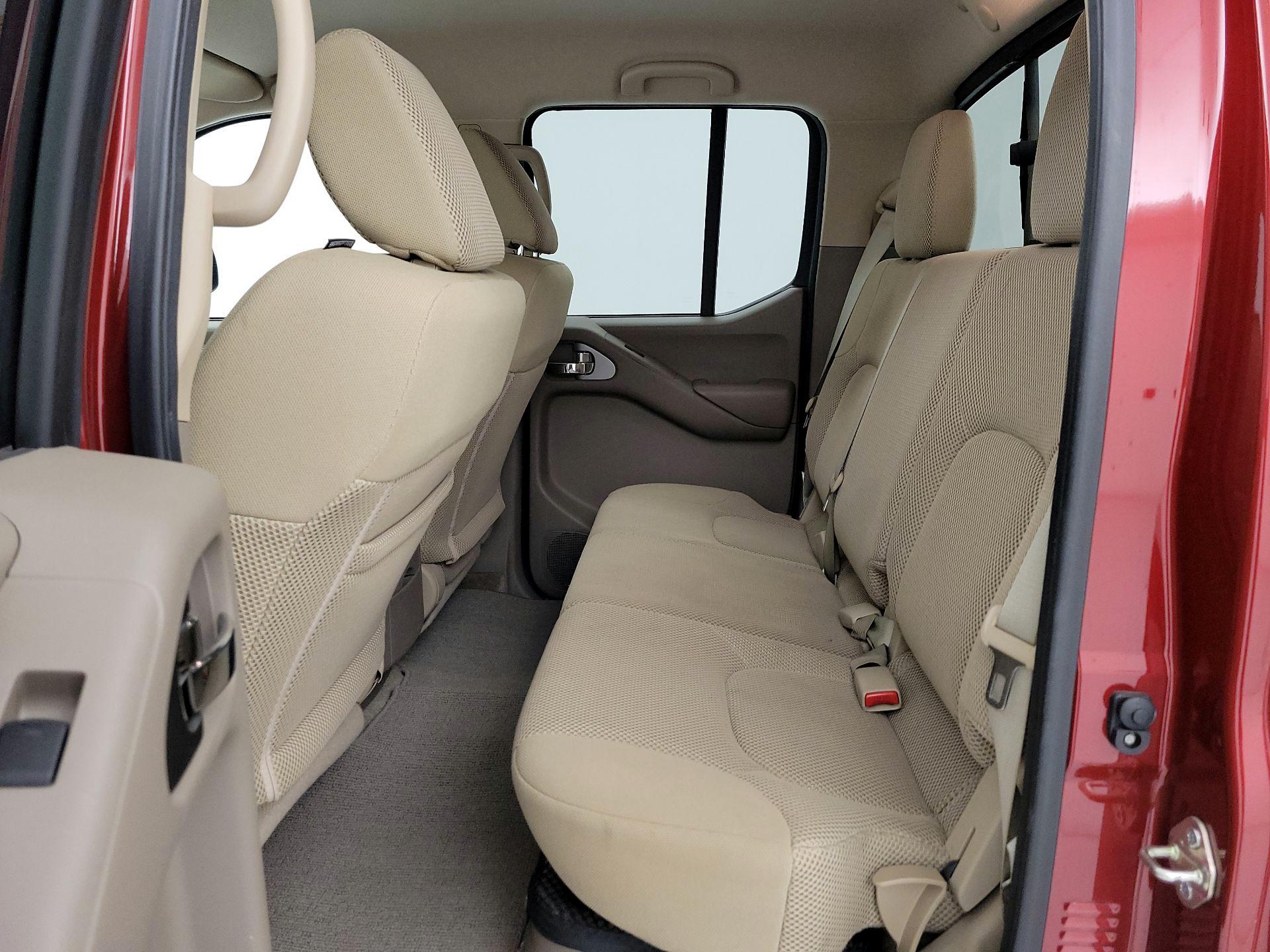 Thumbnail: 2016 Nissan Frontier - 17