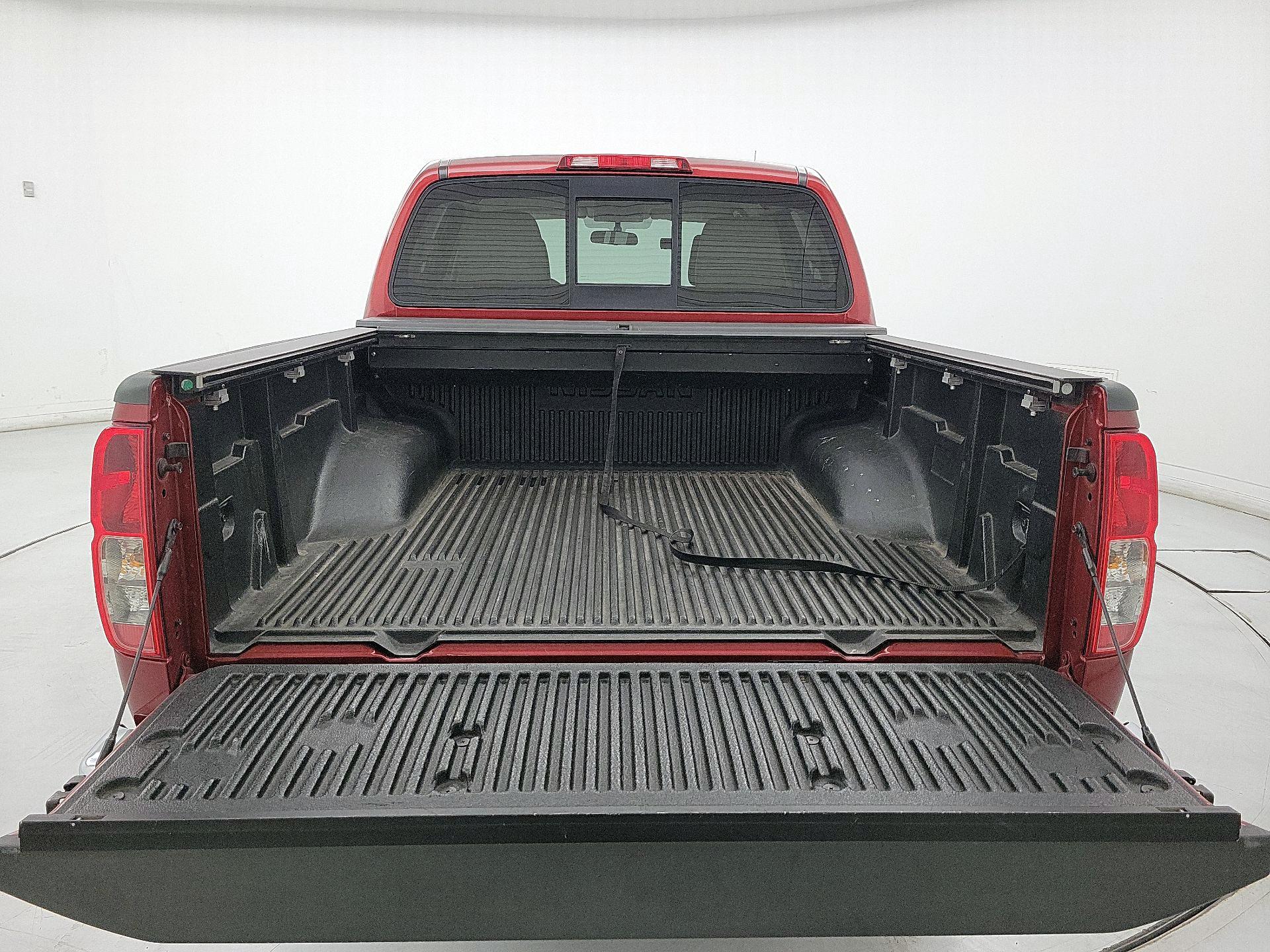 Thumbnail: 2016 Nissan Frontier - 18