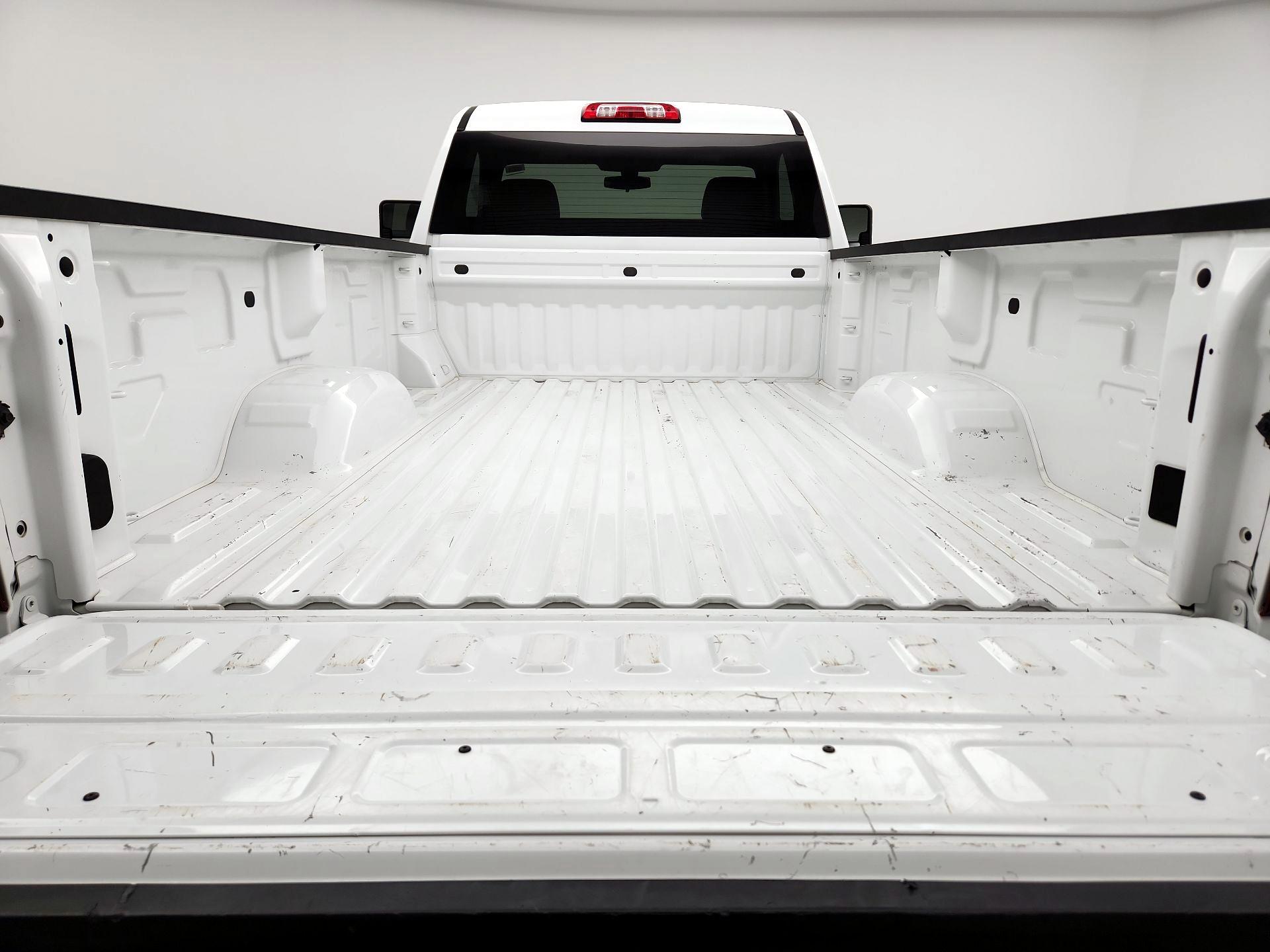 Thumbnail: 2022 Chevrolet Silverado 2500 - 19