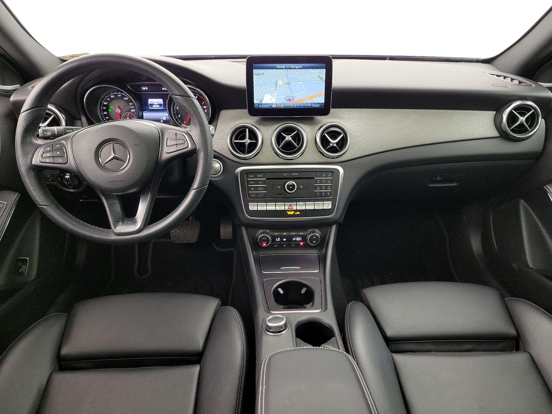 Thumbnail: 2019 Mercedes-Benz GLA - 9