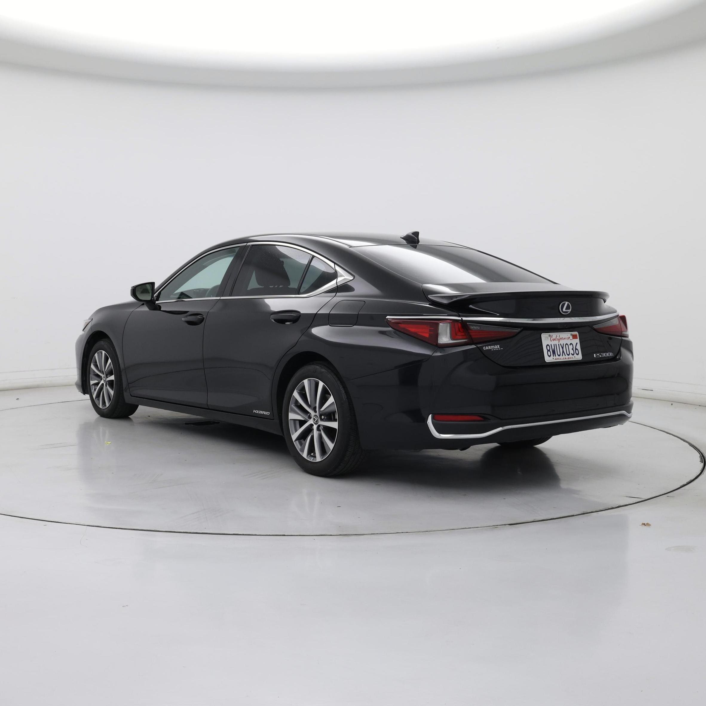 Thumbnail: 2021 Lexus ES - 2