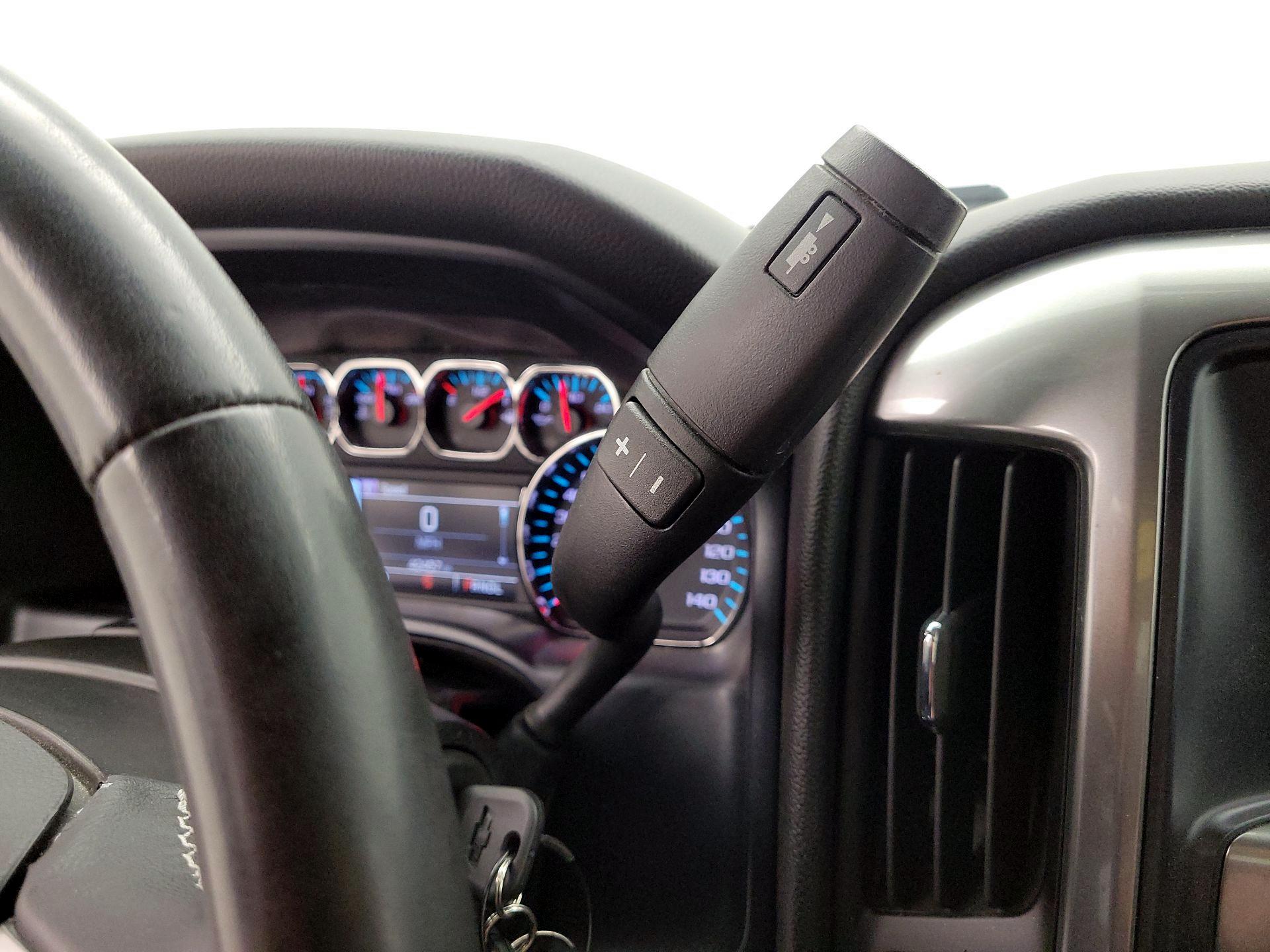 Thumbnail: 2018 Chevrolet Silverado 1500 - 17