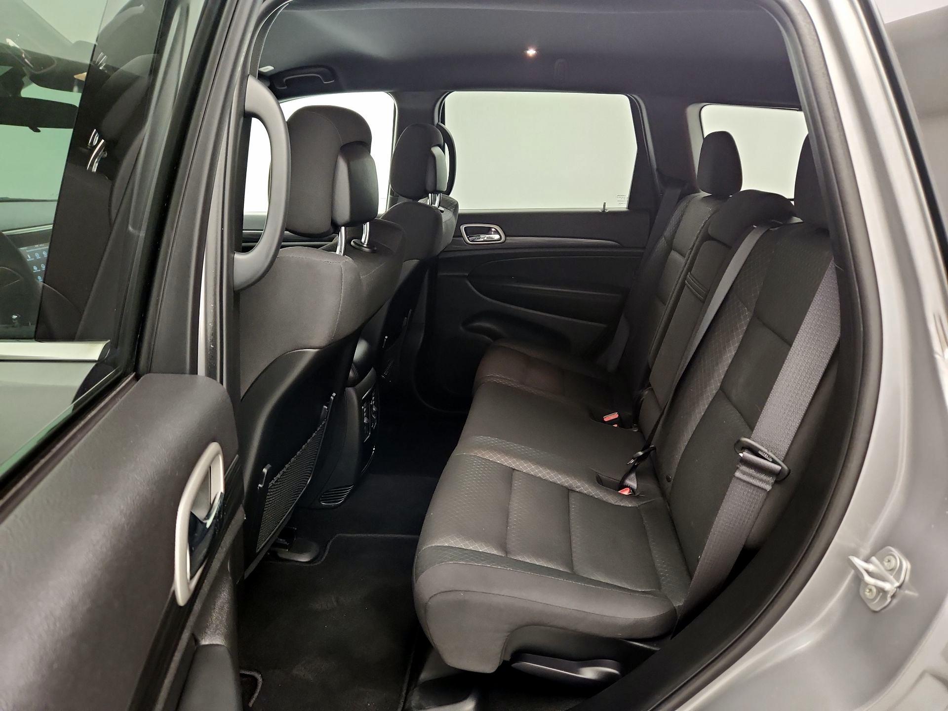 Thumbnail: 2021 Jeep Grand Cherokee - 19