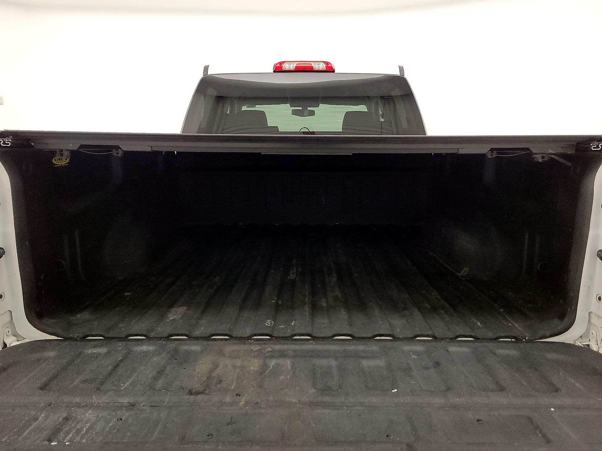 Thumbnail: 2018 Chevrolet Silverado 1500 - 20