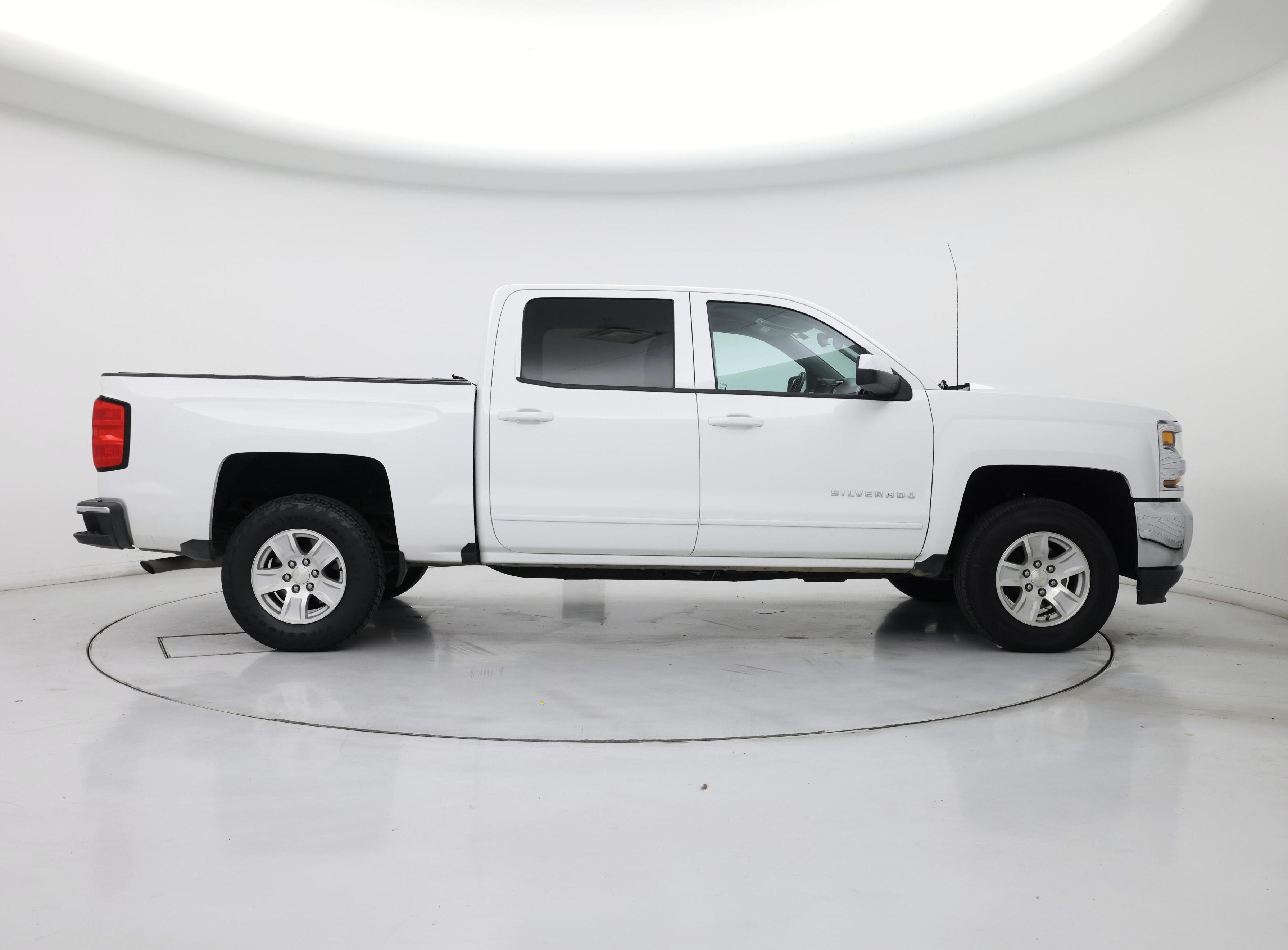 Thumbnail: 2018 Chevrolet Silverado 1500 - 7
