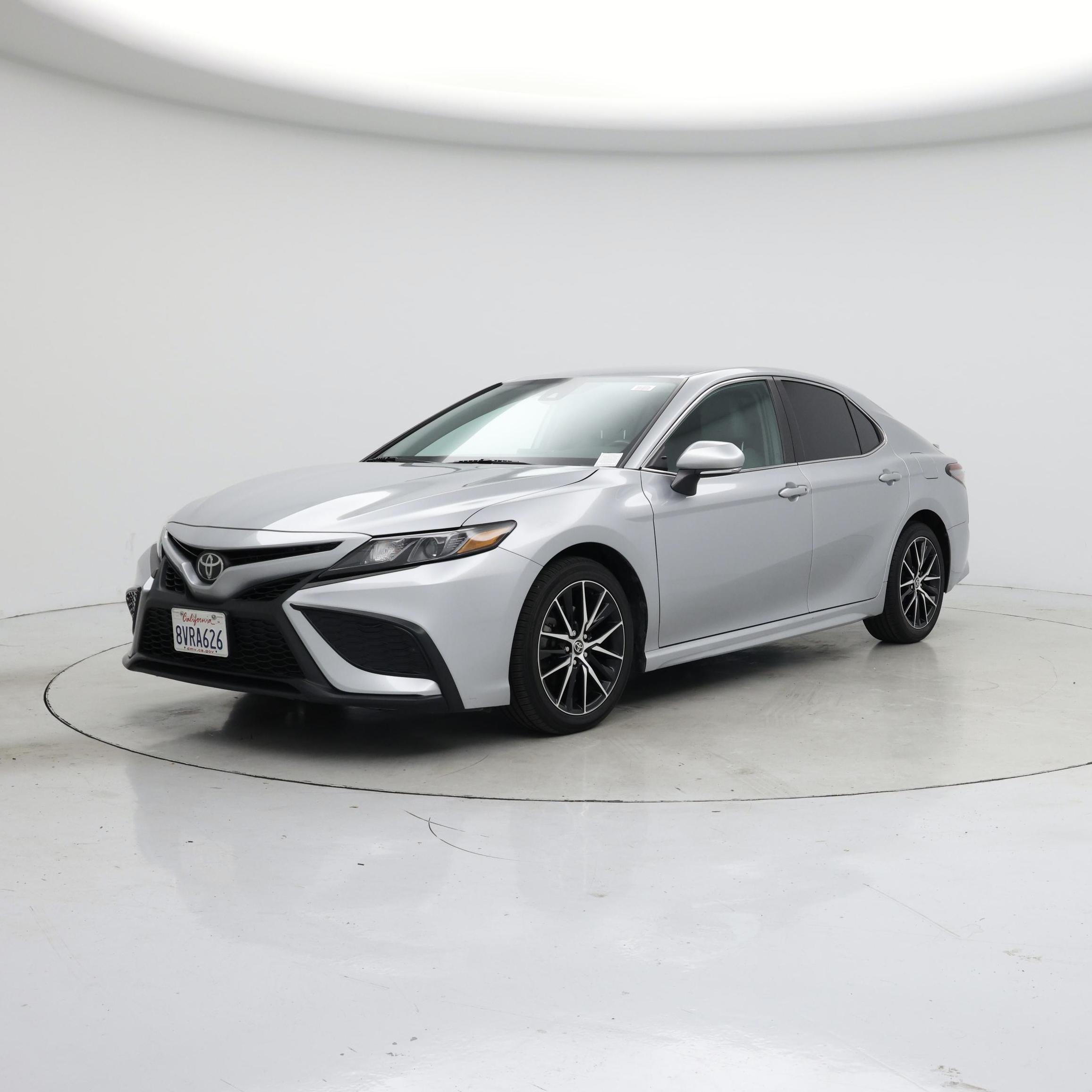 Thumbnail: 2021 Toyota Camry - 4