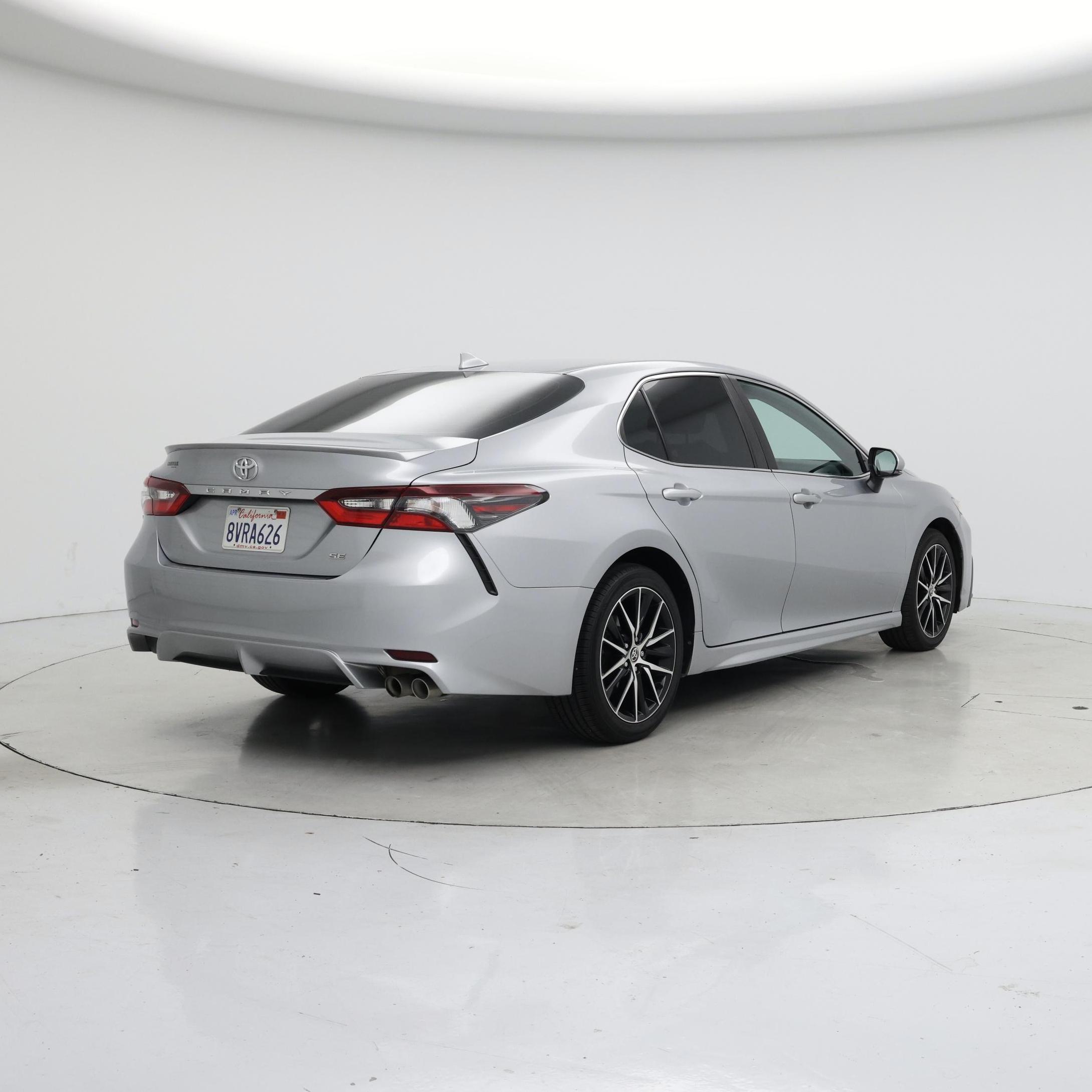 Thumbnail: 2021 Toyota Camry - 8