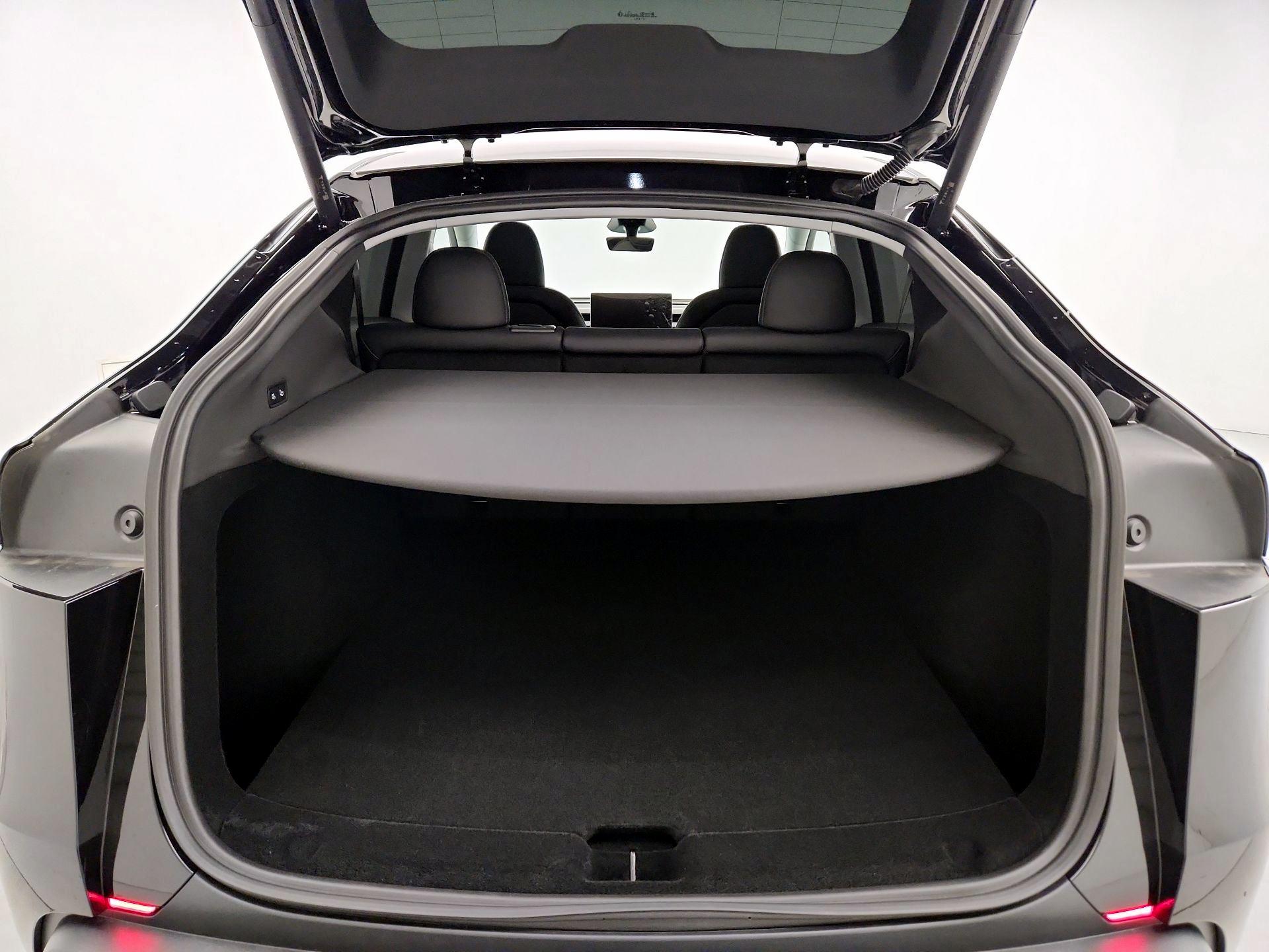 Thumbnail: 2026 Tesla Model Y - 20