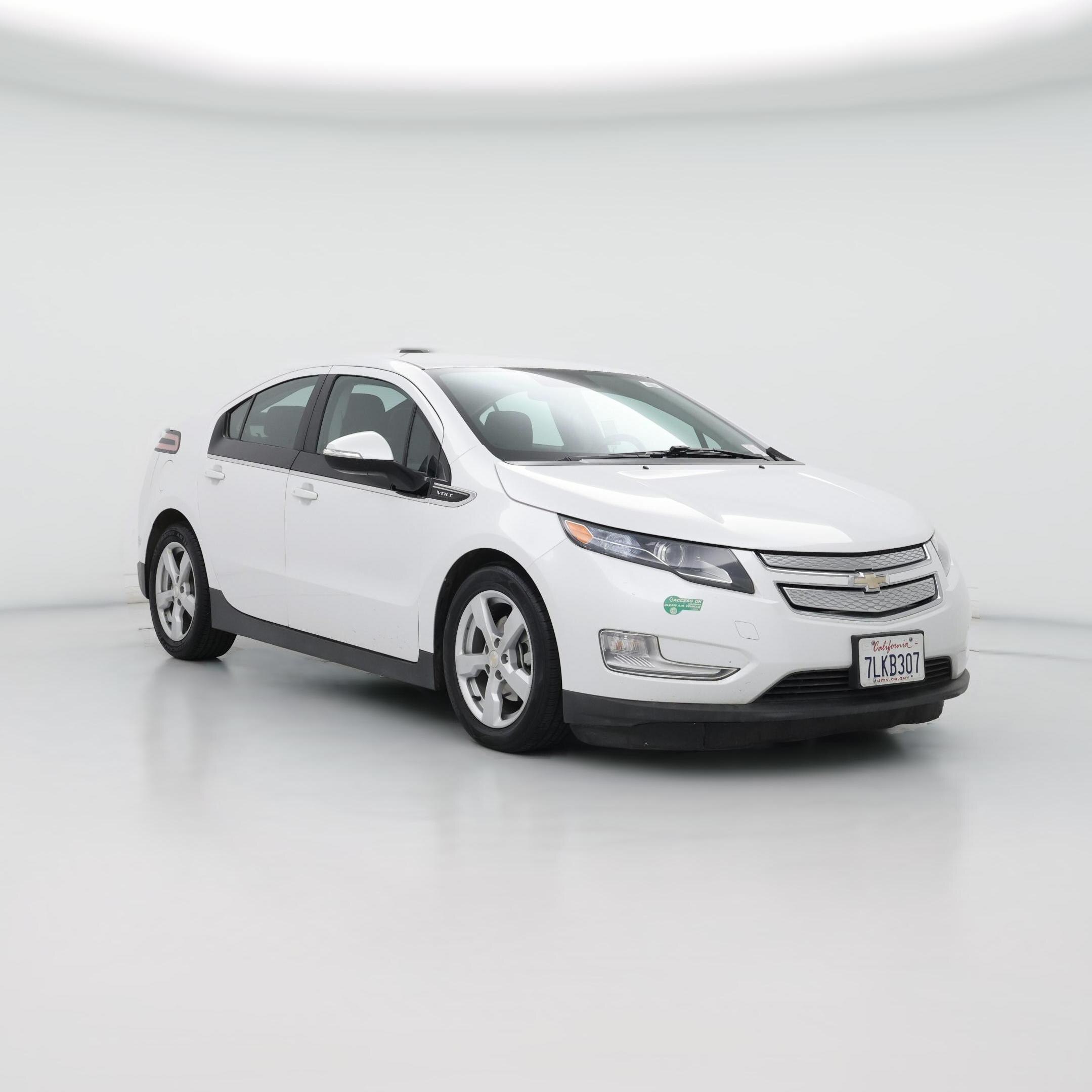 Thumbnail: 2015 Chevrolet Volt - 1