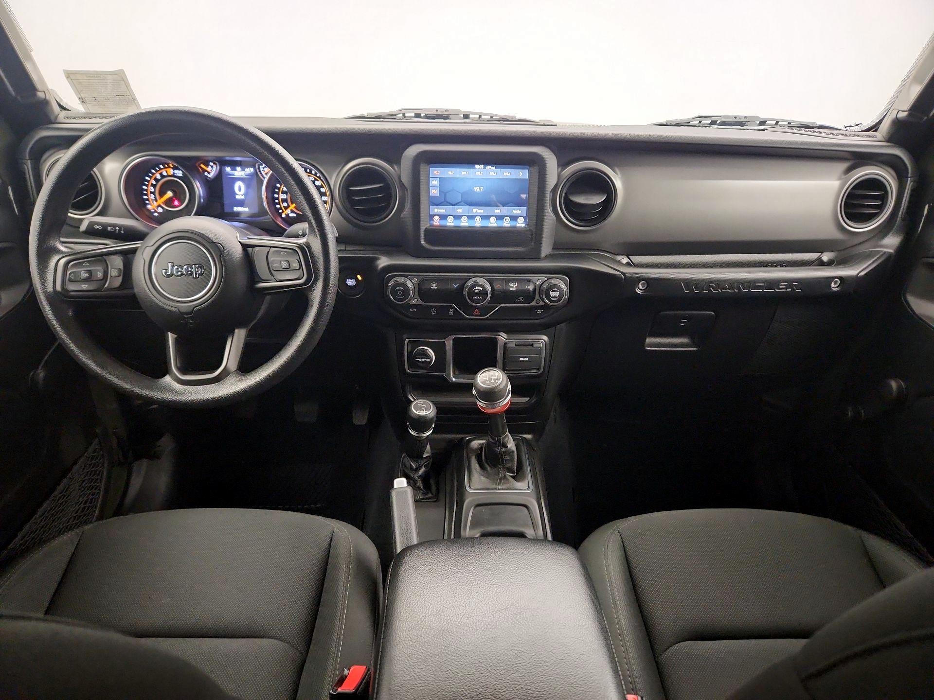 Thumbnail: 2022 Jeep Wrangler - 9