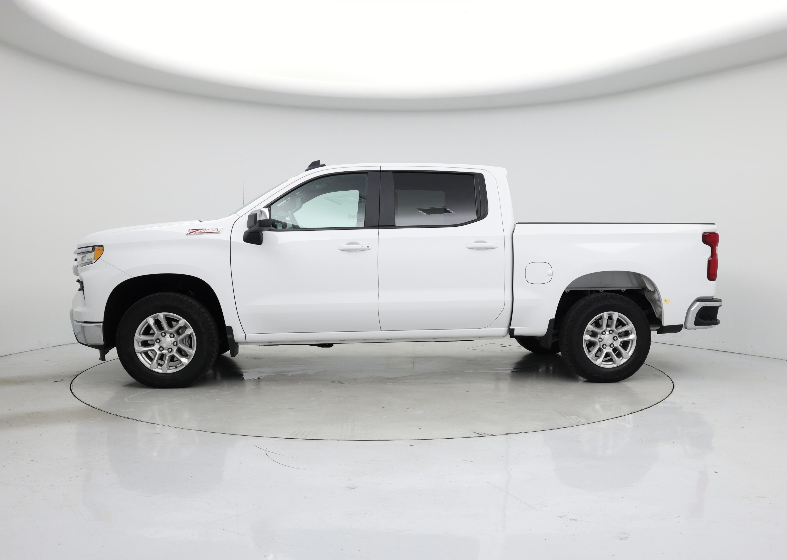 Thumbnail: 2024 Chevrolet Silverado 1500 - 3