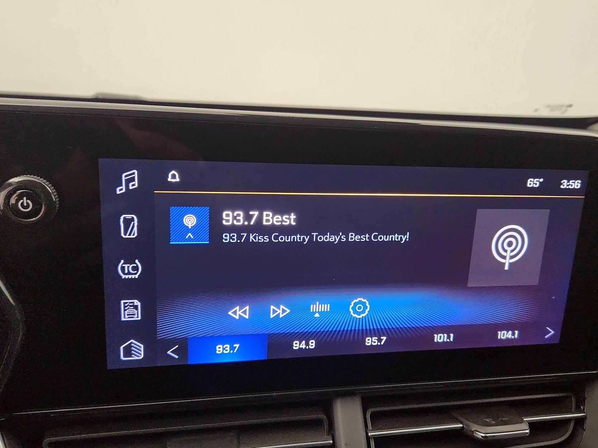 Thumbnail: 2024 Chevrolet Trax - 15