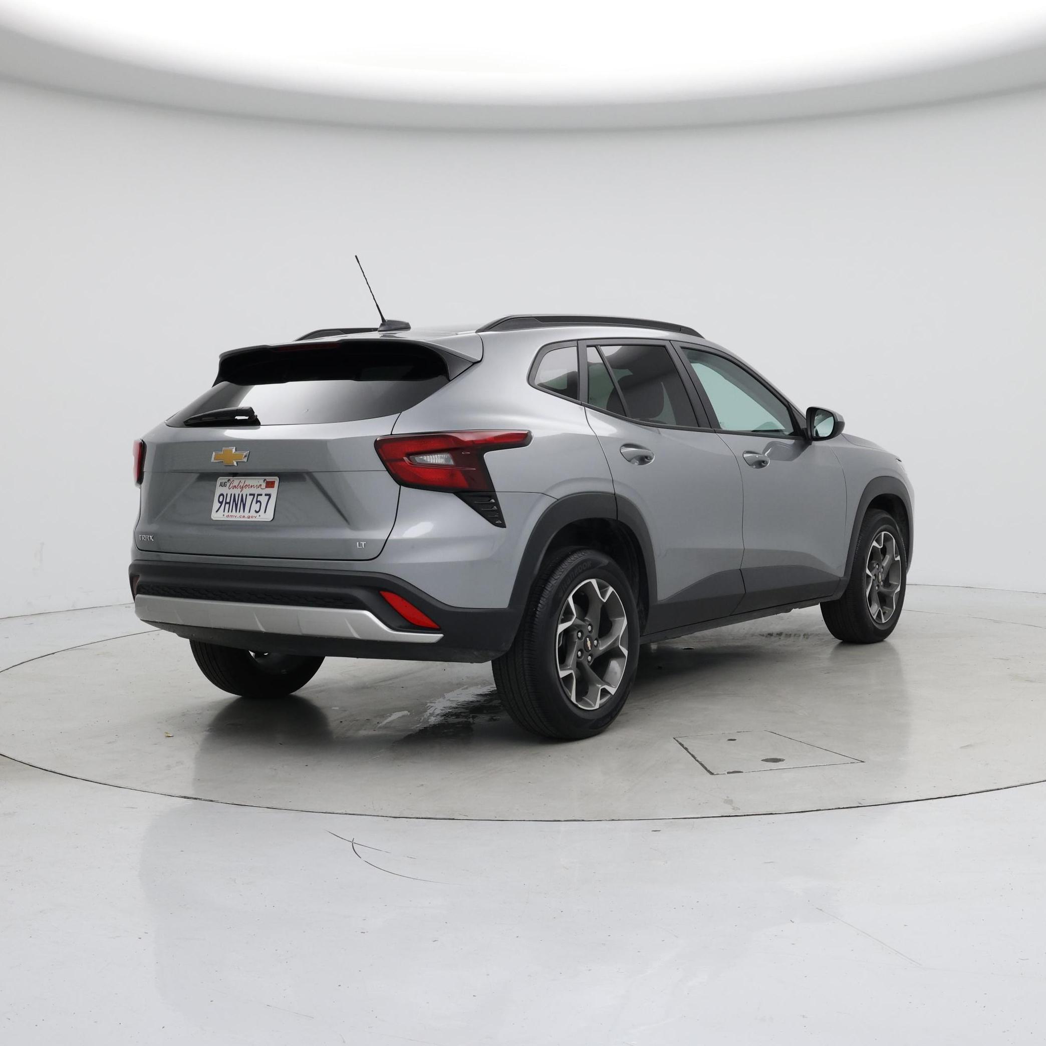 Thumbnail: 2024 Chevrolet Trax - 8