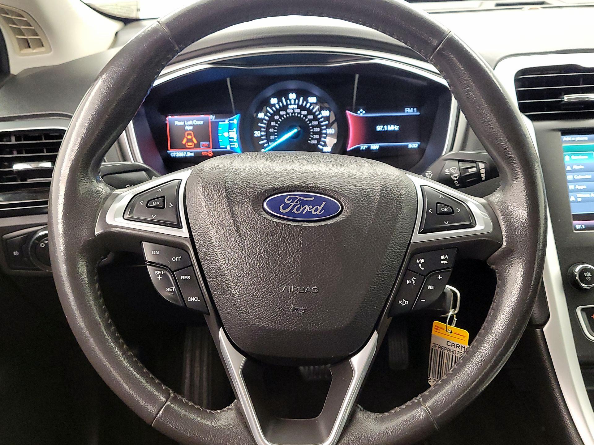 Thumbnail: 2016 Ford Fusion - 10