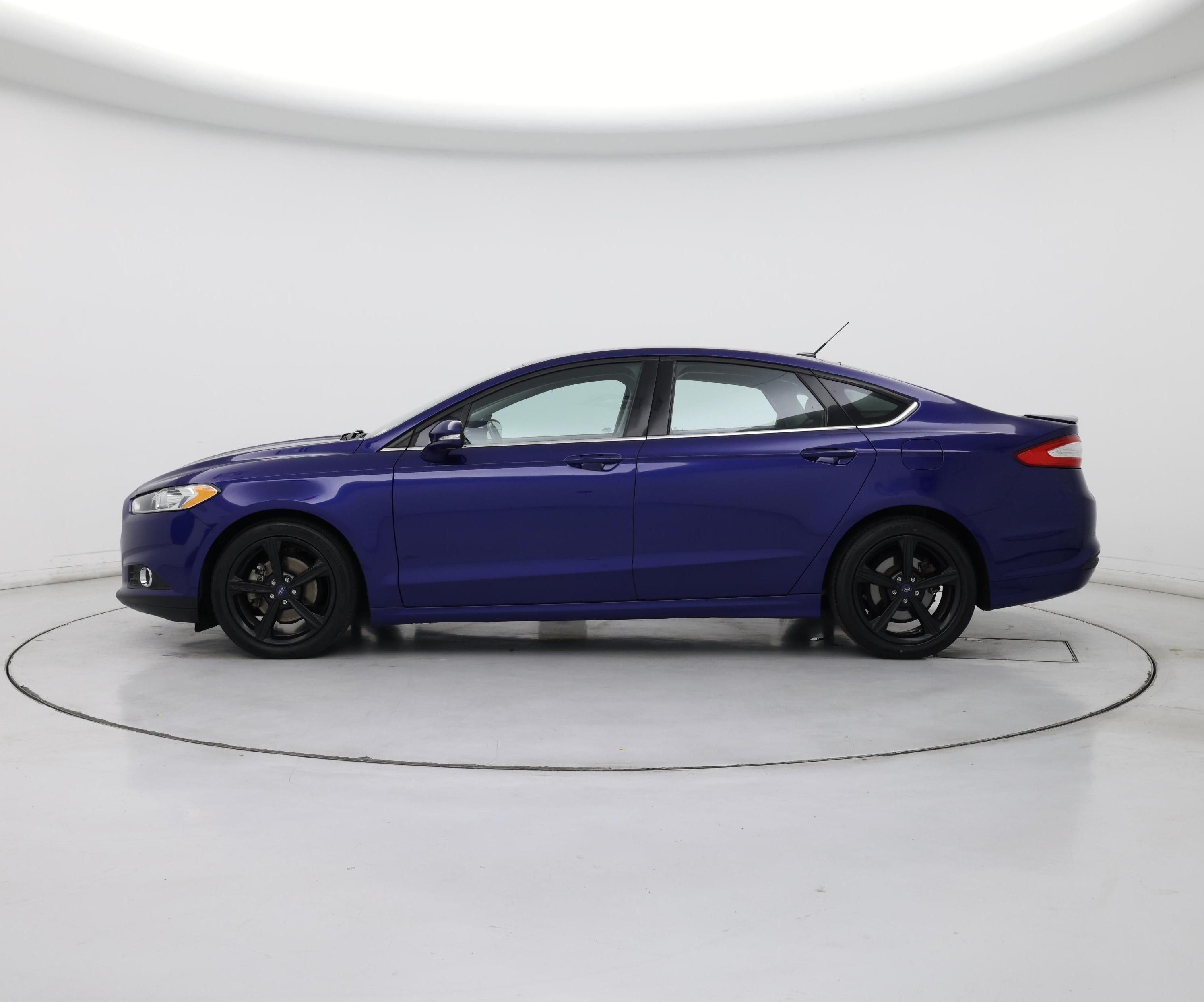 Thumbnail: 2016 Ford Fusion - 3