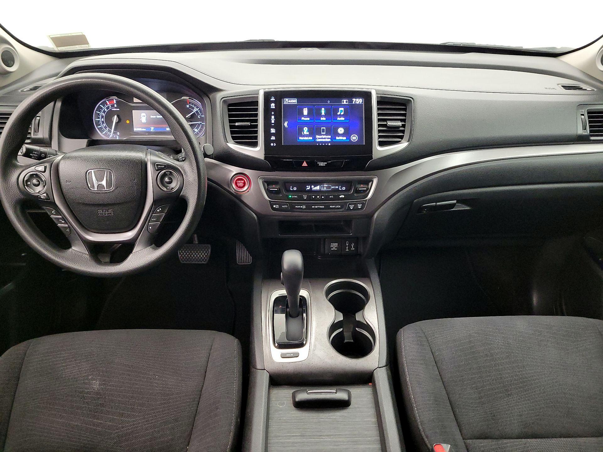 Thumbnail: 2018 Honda Pilot - 9