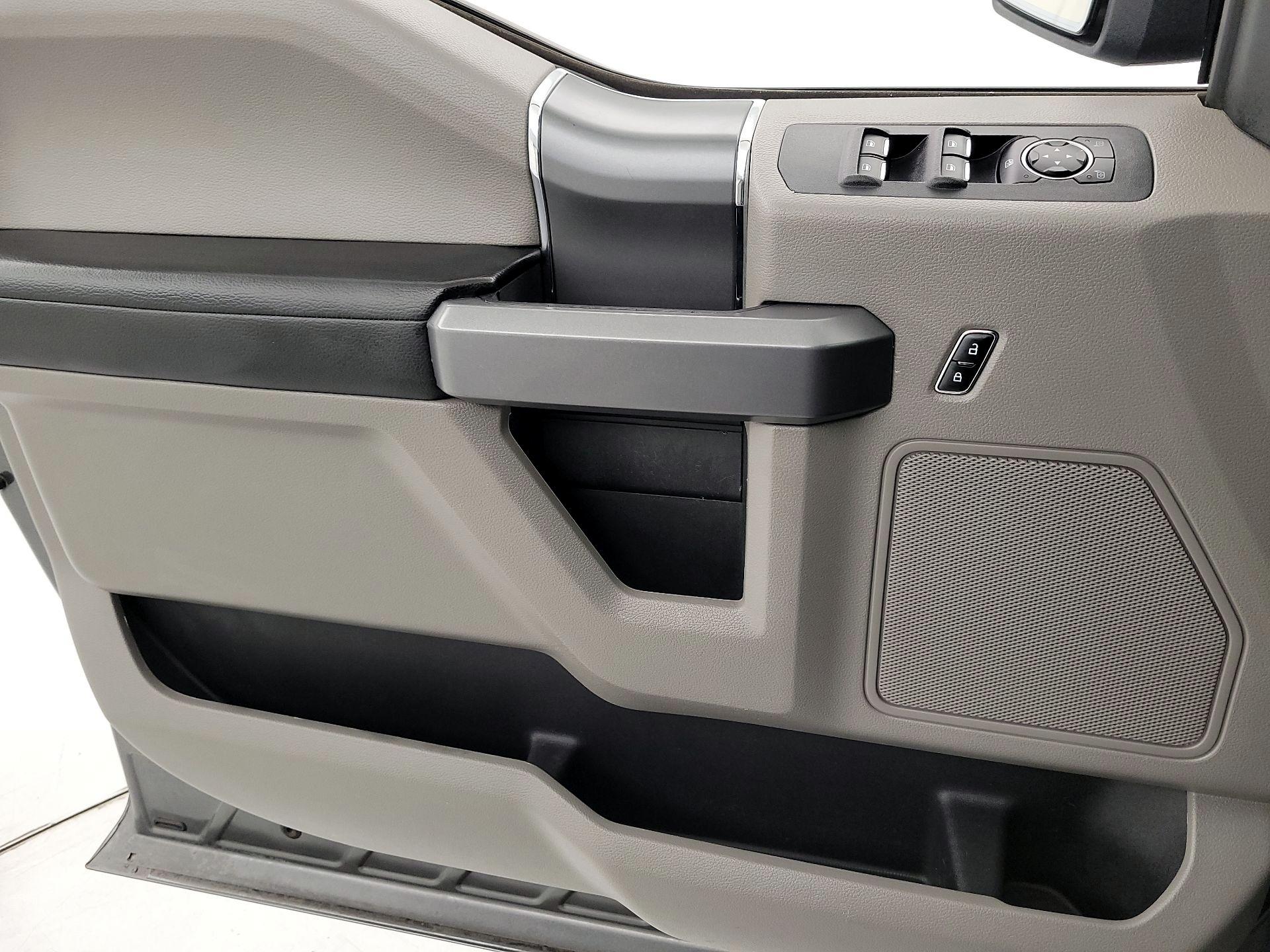 Thumbnail: 2016 Ford F-150 - 12