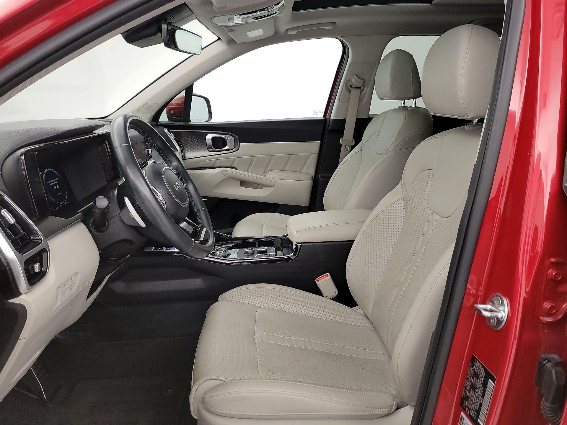 Thumbnail: 2022 Kia Sorento - 11
