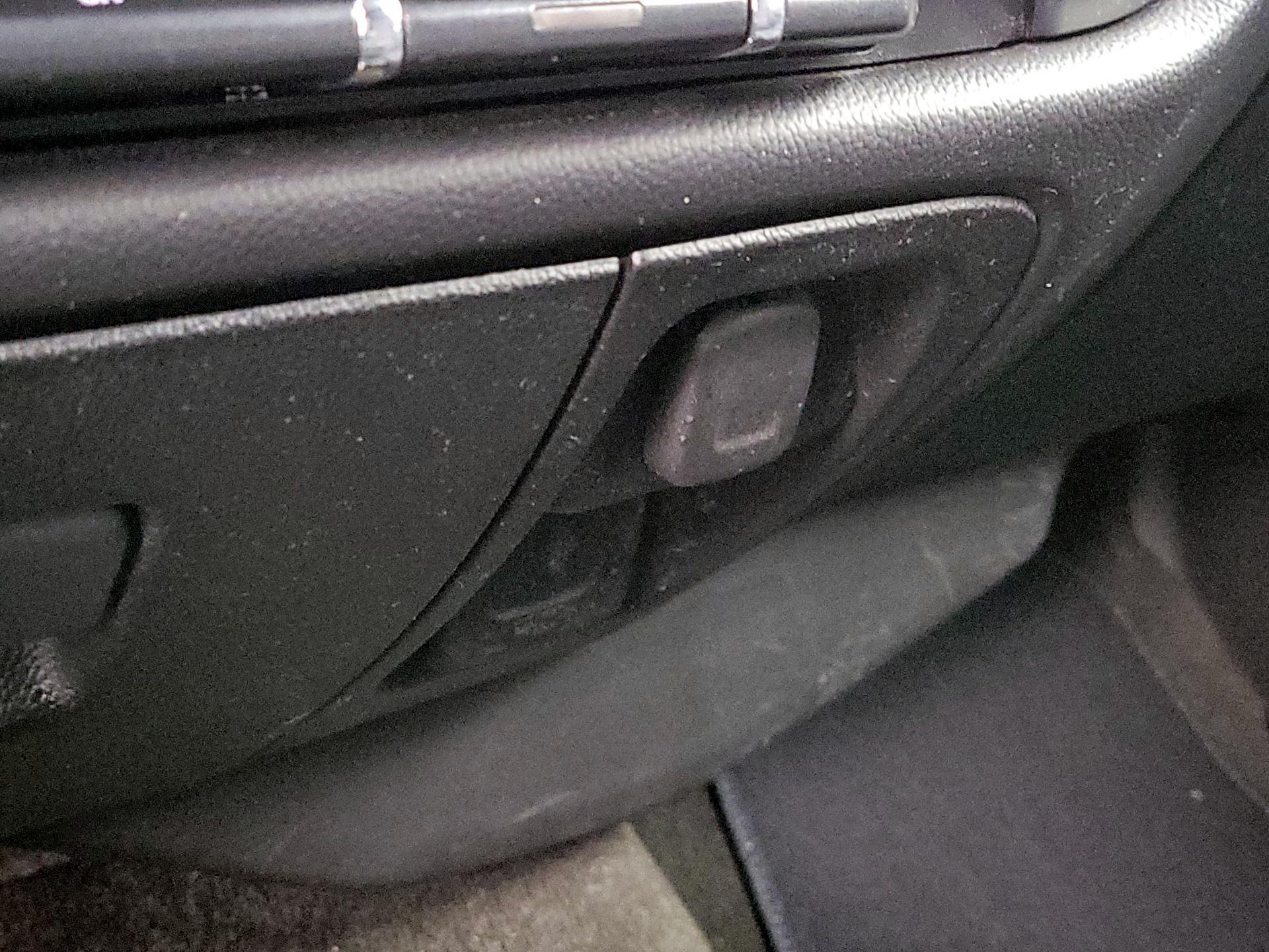 Thumbnail: 2015 Chevrolet Silverado 1500 - 18